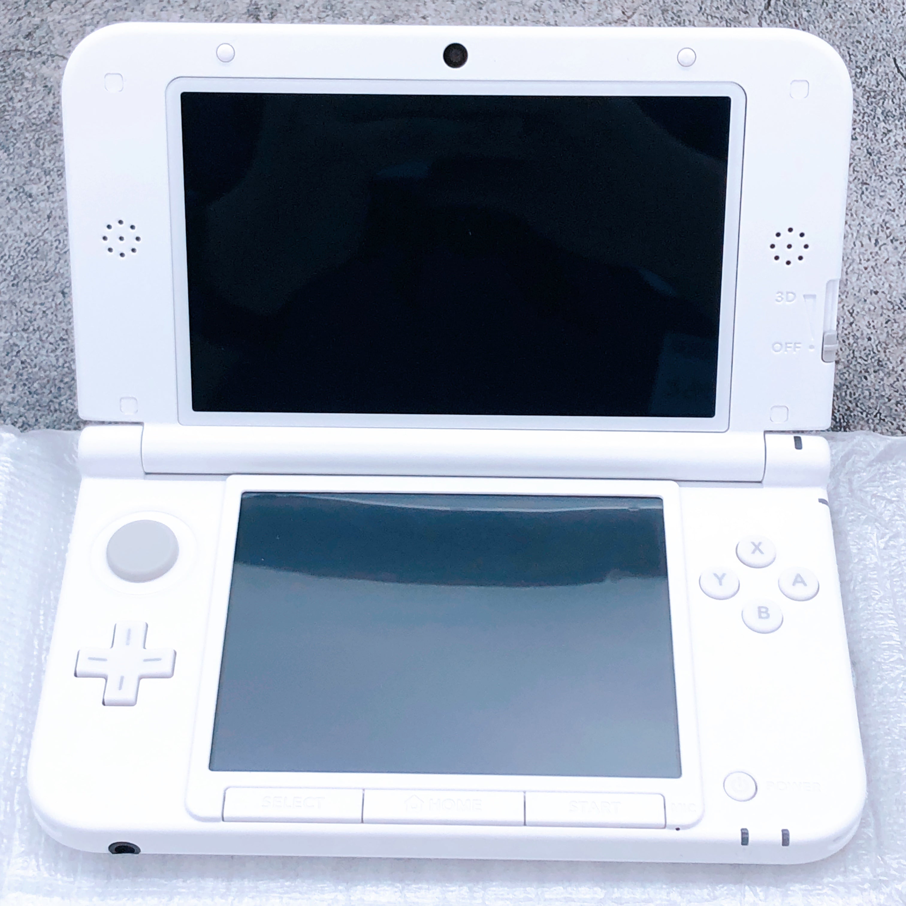 Nintendo 3DS LL Airou White Monster Hunter 4 Special Pack Console Boxed Tested