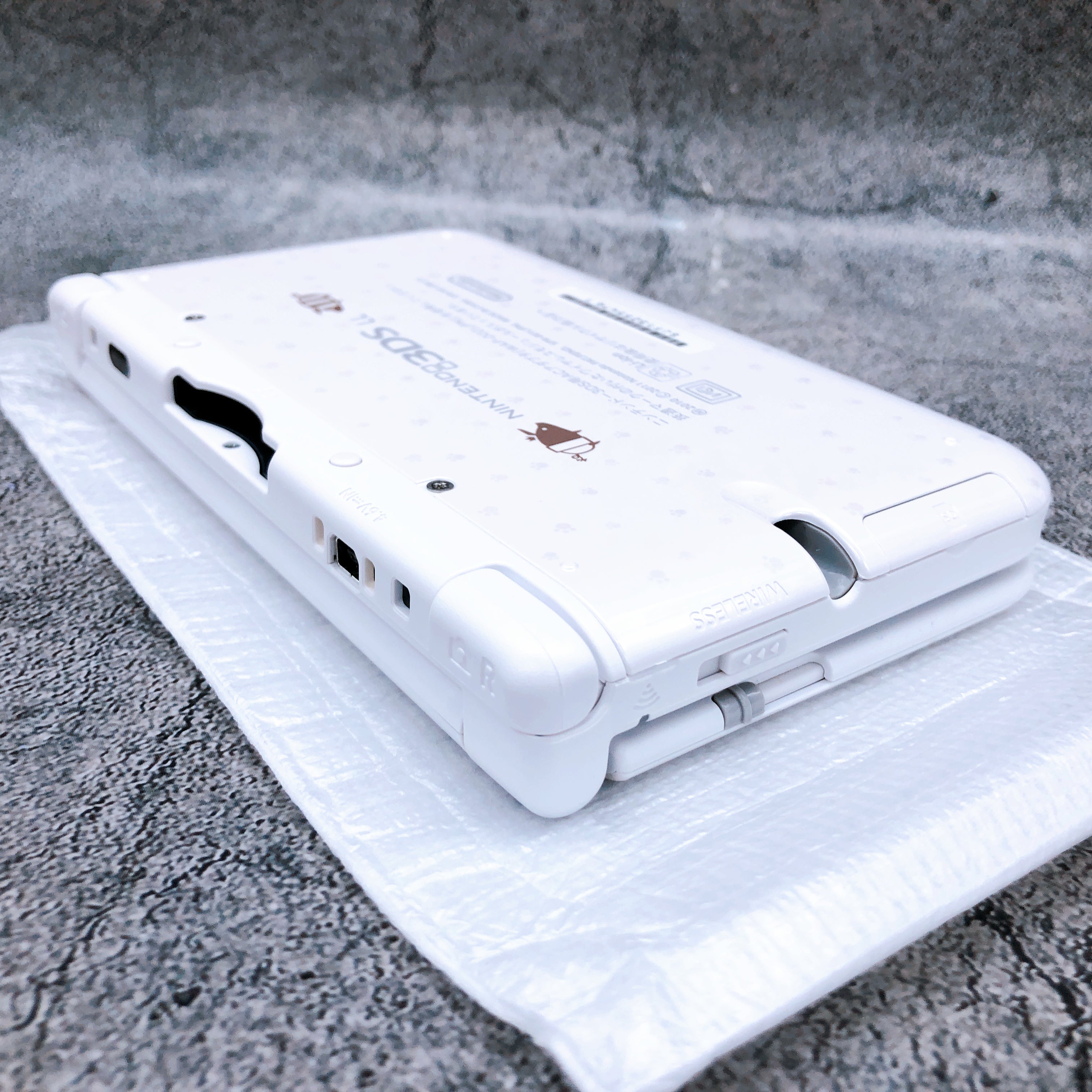 Nintendo 3DS LL Airou White Monster Hunter 4 Special Pack Console Boxed Tested