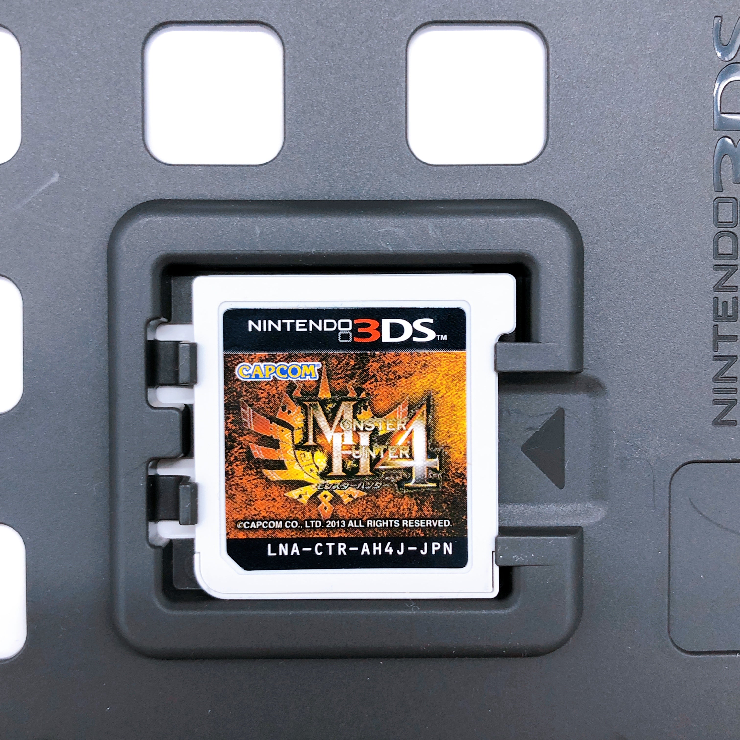 Nintendo 3DS LL Airou White Monster Hunter 4 Special Pack Console Boxed Tested