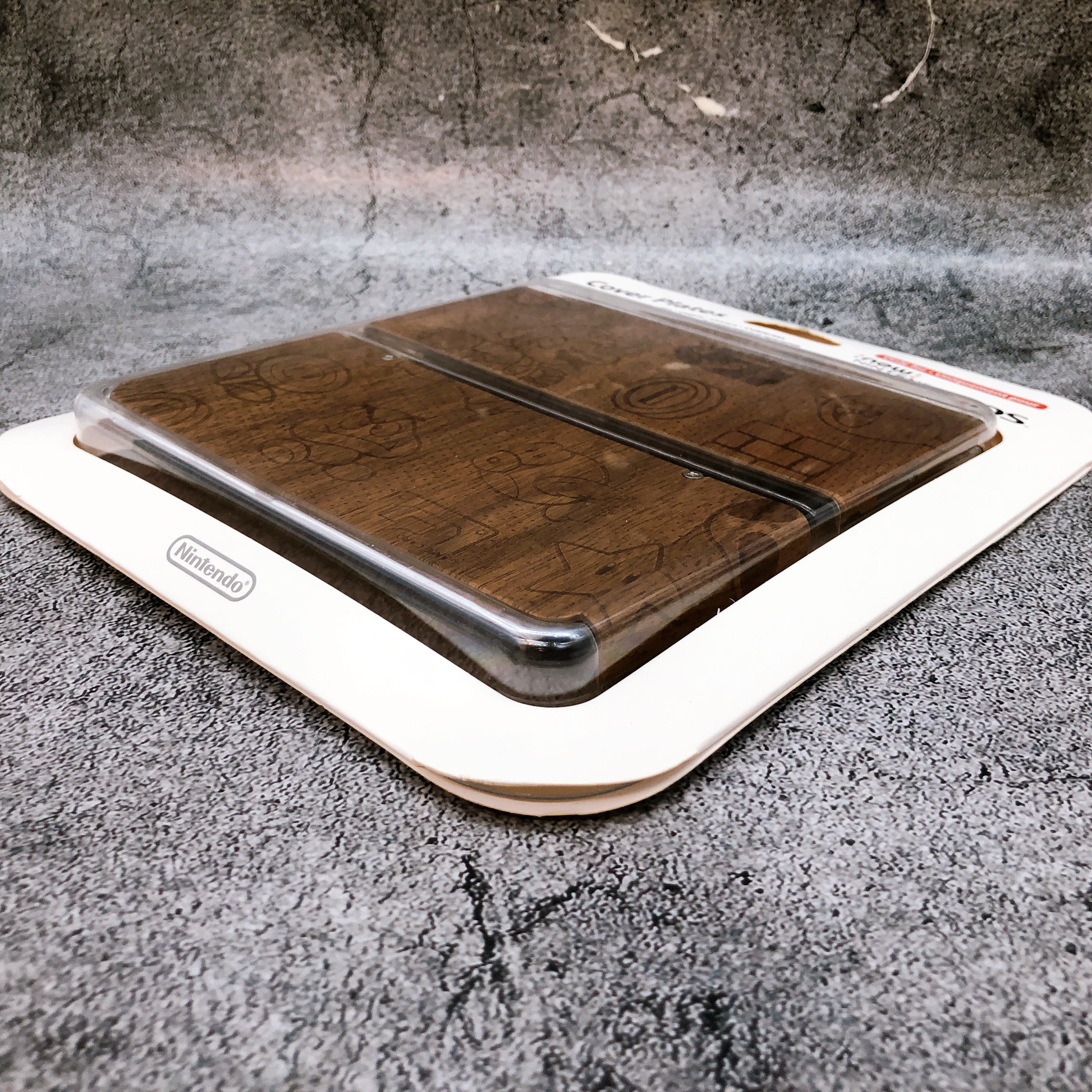 New Nintendo 3DS Mario Monogram Wood Wooden Kisekae Cover Plates No. 024 NEW