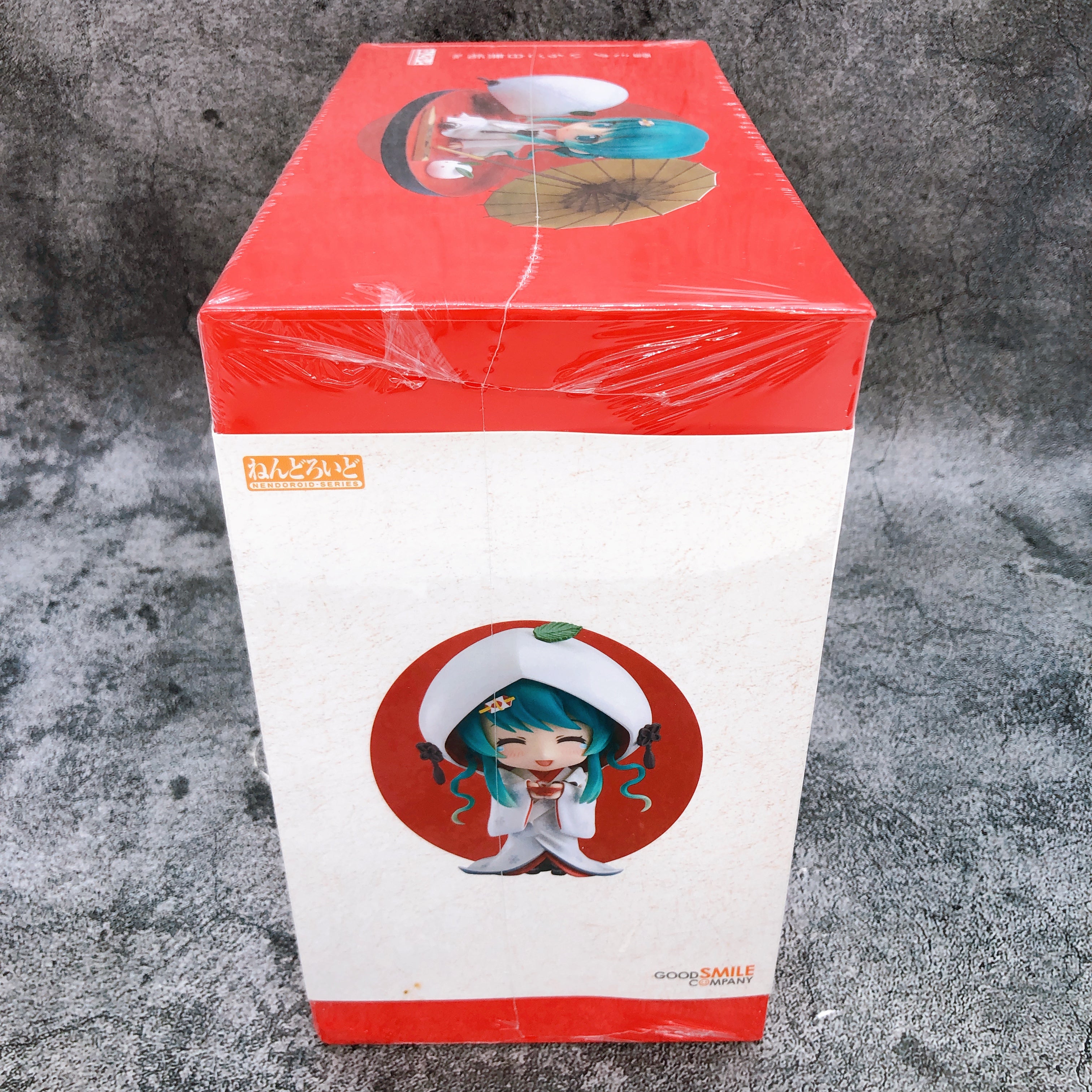 Snow Miku Strawberry White Kimono ver. Nendoroid 303 Action Figure Japan NEW