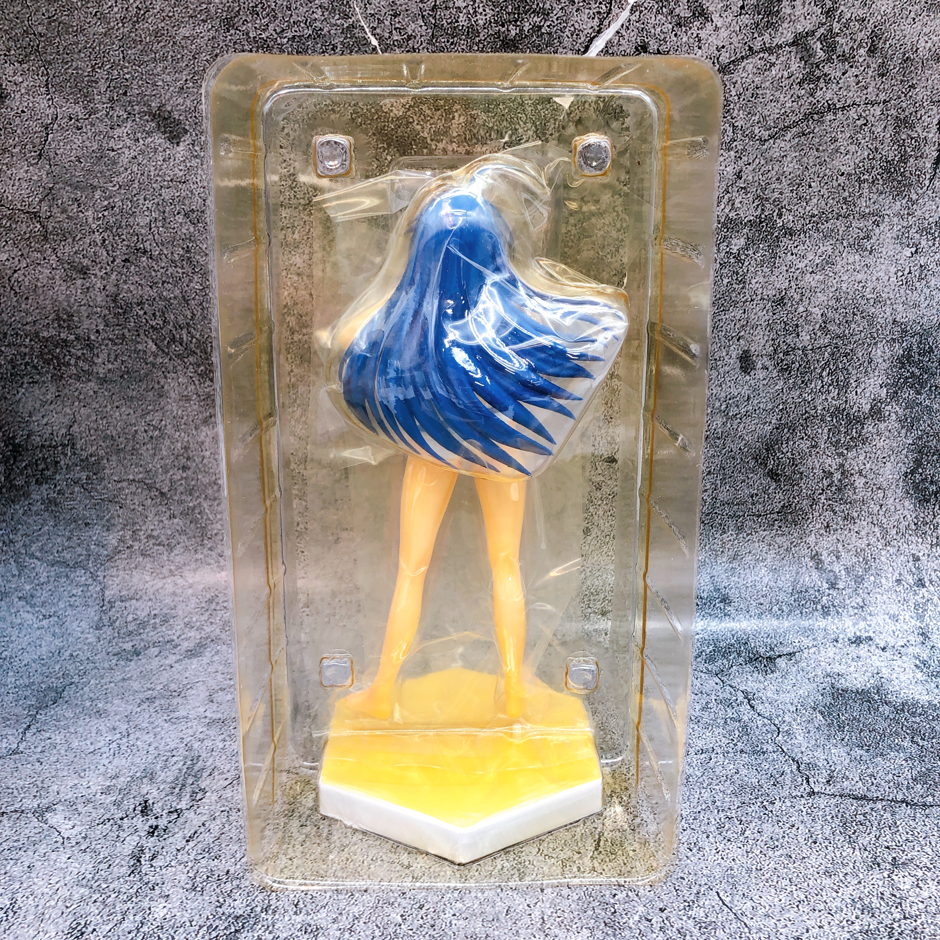WAVE Beach Queens Medaka Kurokami Medaka Box 1/10 Scale PVC Figure 15+ Japan