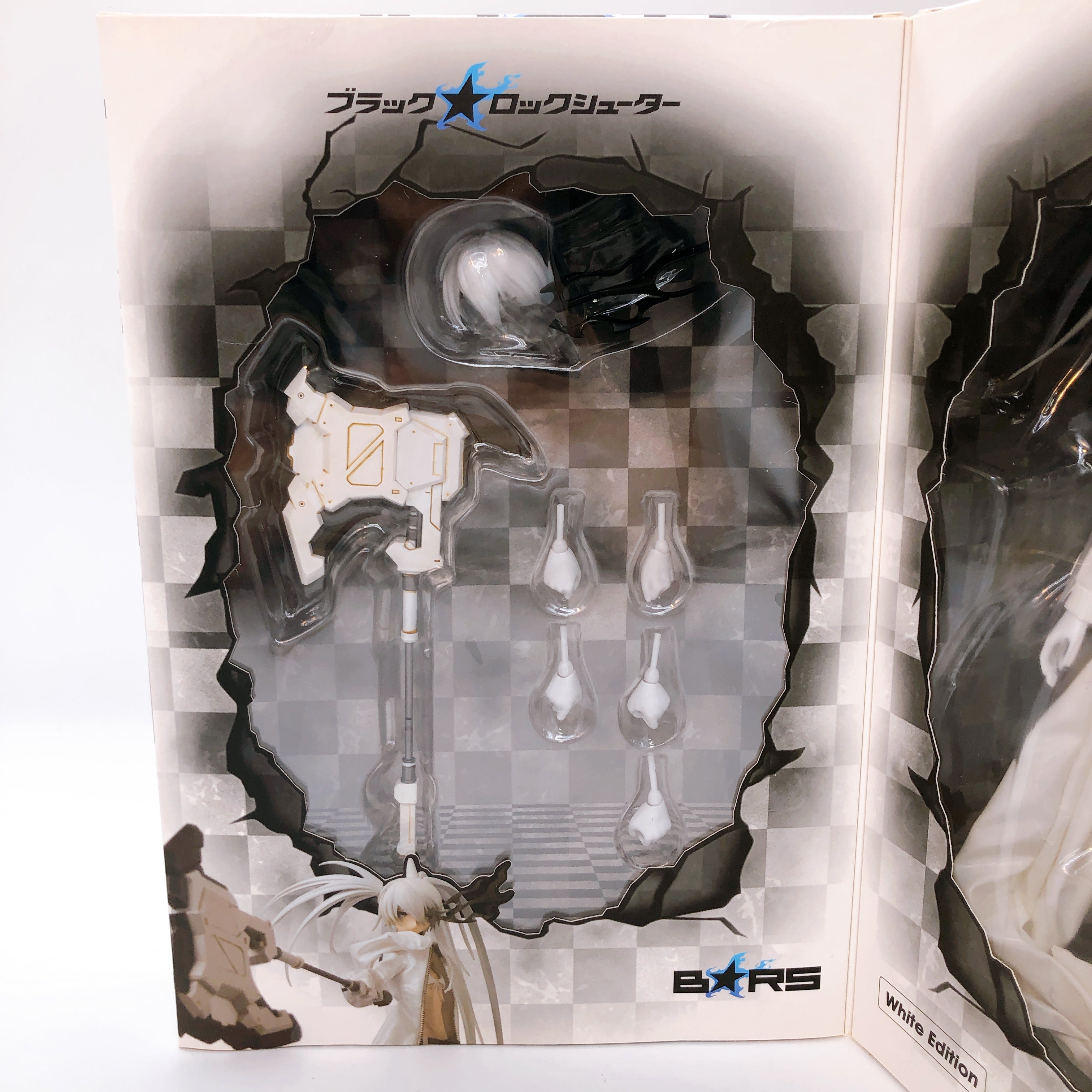 Medicom Black Rock Shooter White Edition RAH Real Action Hero Limited Figure NEW