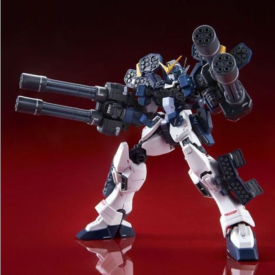 MG 1/100 Gundam Heavyarms Custom EW XXXG-01H2 Model Kit 15+ Premium Bandai Japan