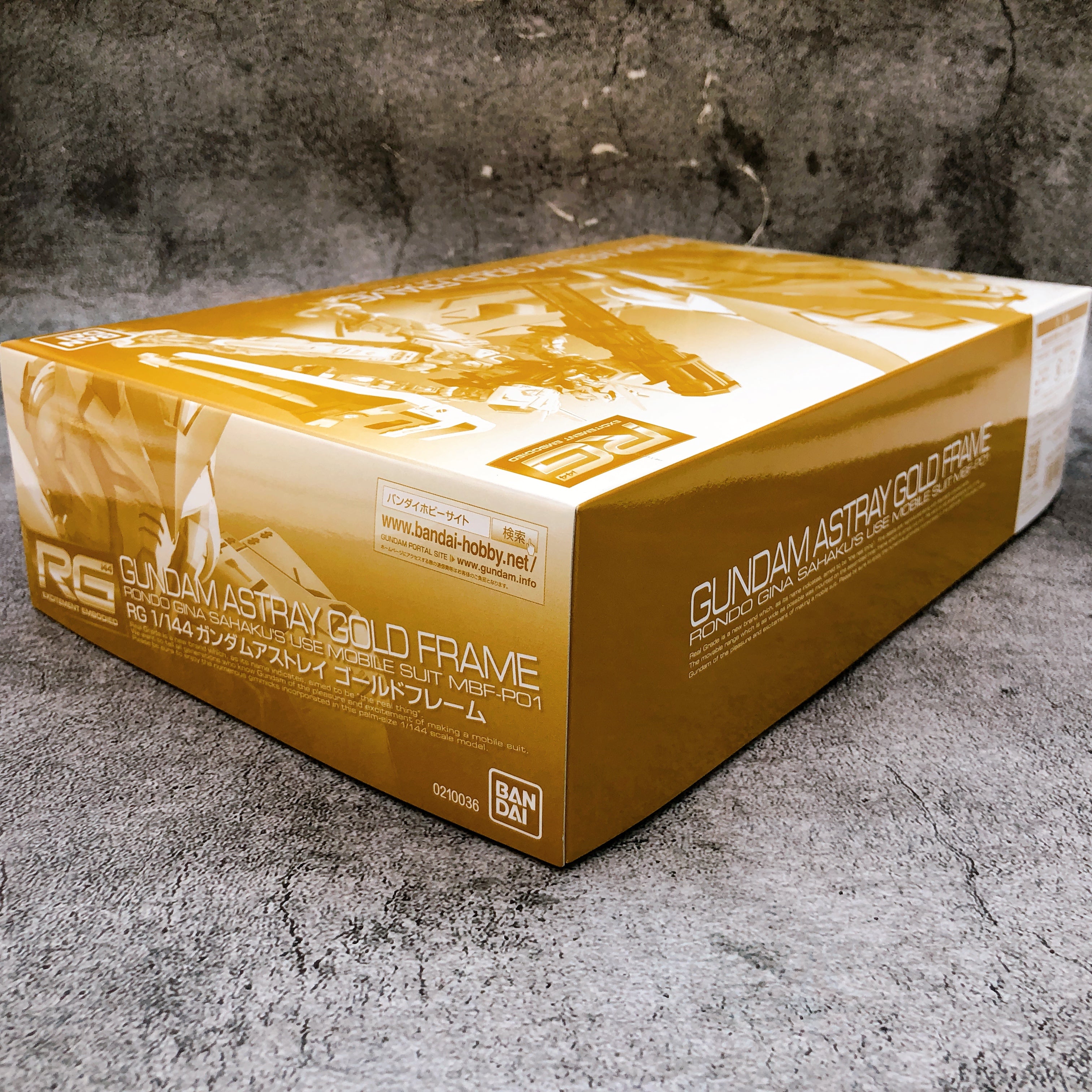 RG 1/144 Gundam Astray Gold Frame MBF-P01 Model Kit Premium Bandai Japan NEW