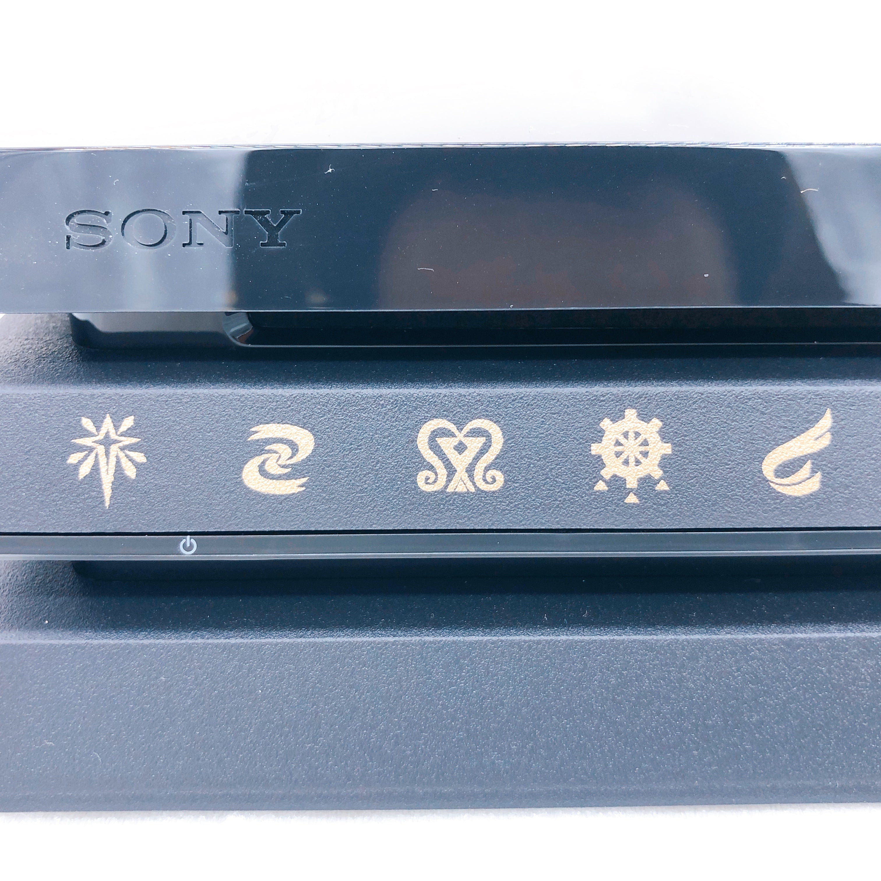 PlayStation 4 Pro Monster Hunter World Rathalos Liolaeus Edition 1TB PS4 Console