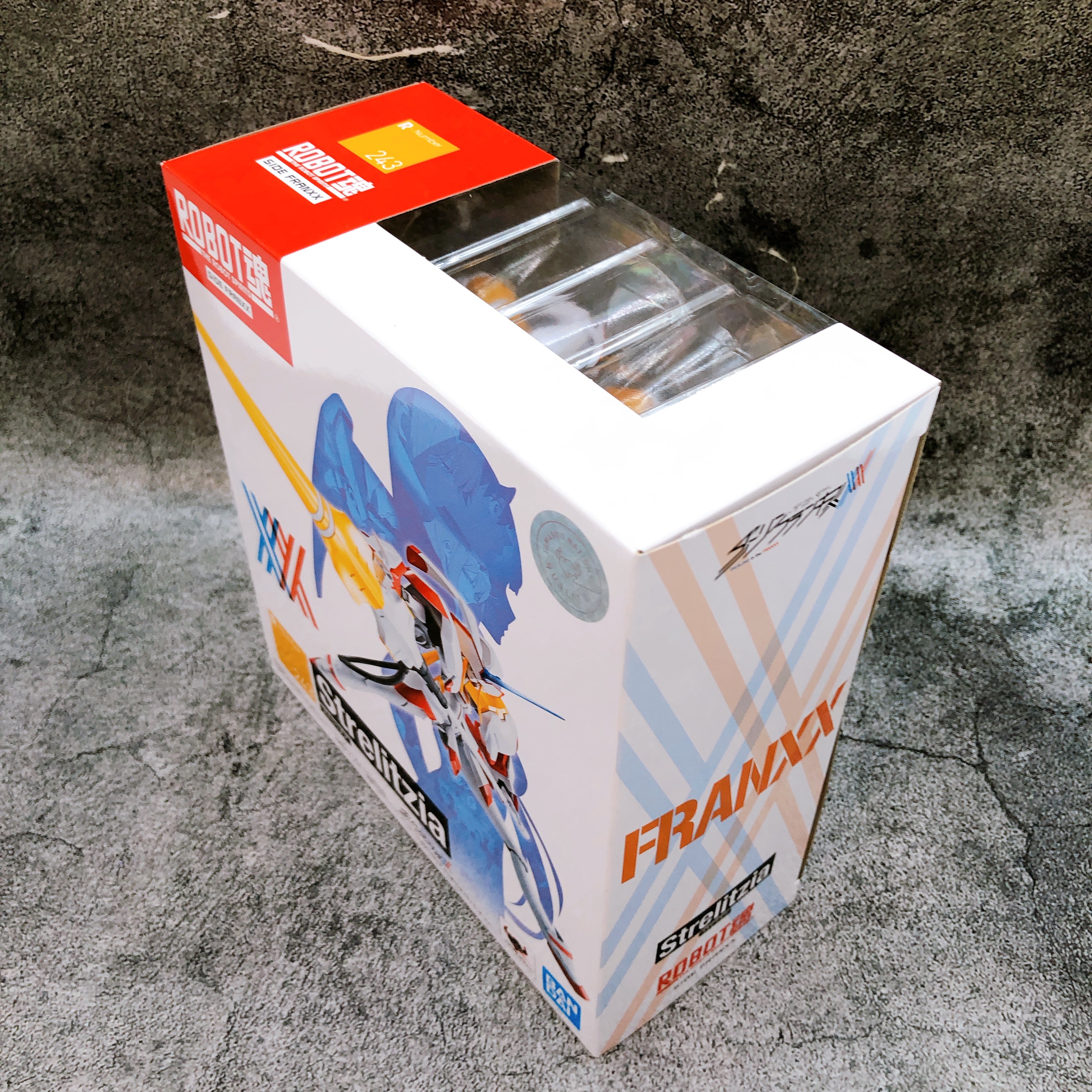 ROBOT Spirits SIDE FRANXX Strelizia Darling in the Franxx Figure Bandai NEW
