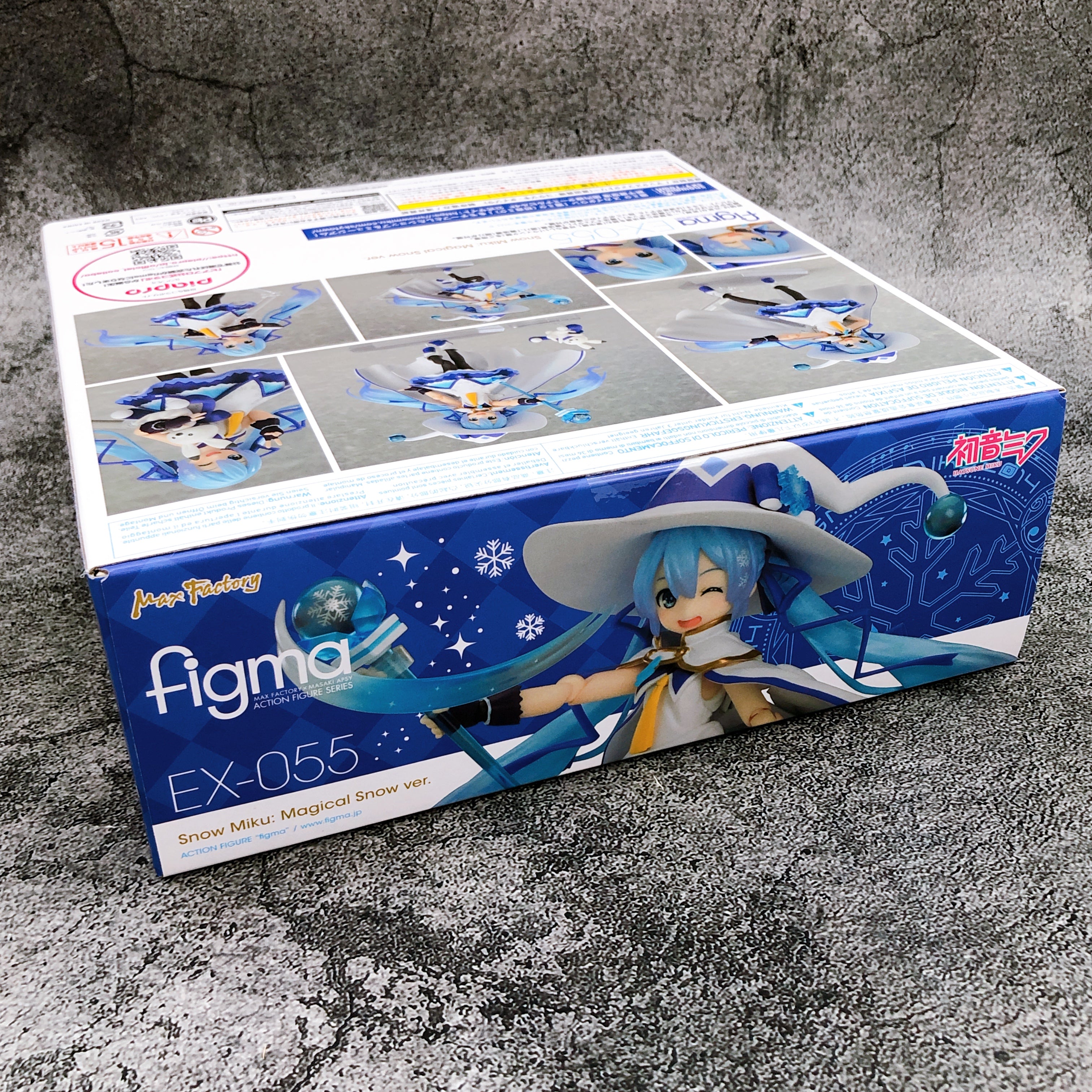 Hatsune Miku Magical Snow Ver. 5th Anniversary 2014 Figma EX-055 Action Figure