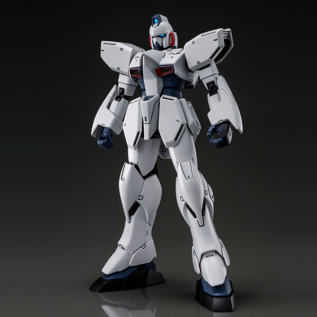 RE/100 1/100 GUN EZ Prototype Rollout Color Model Kit Premium Bandai Japan NEW
