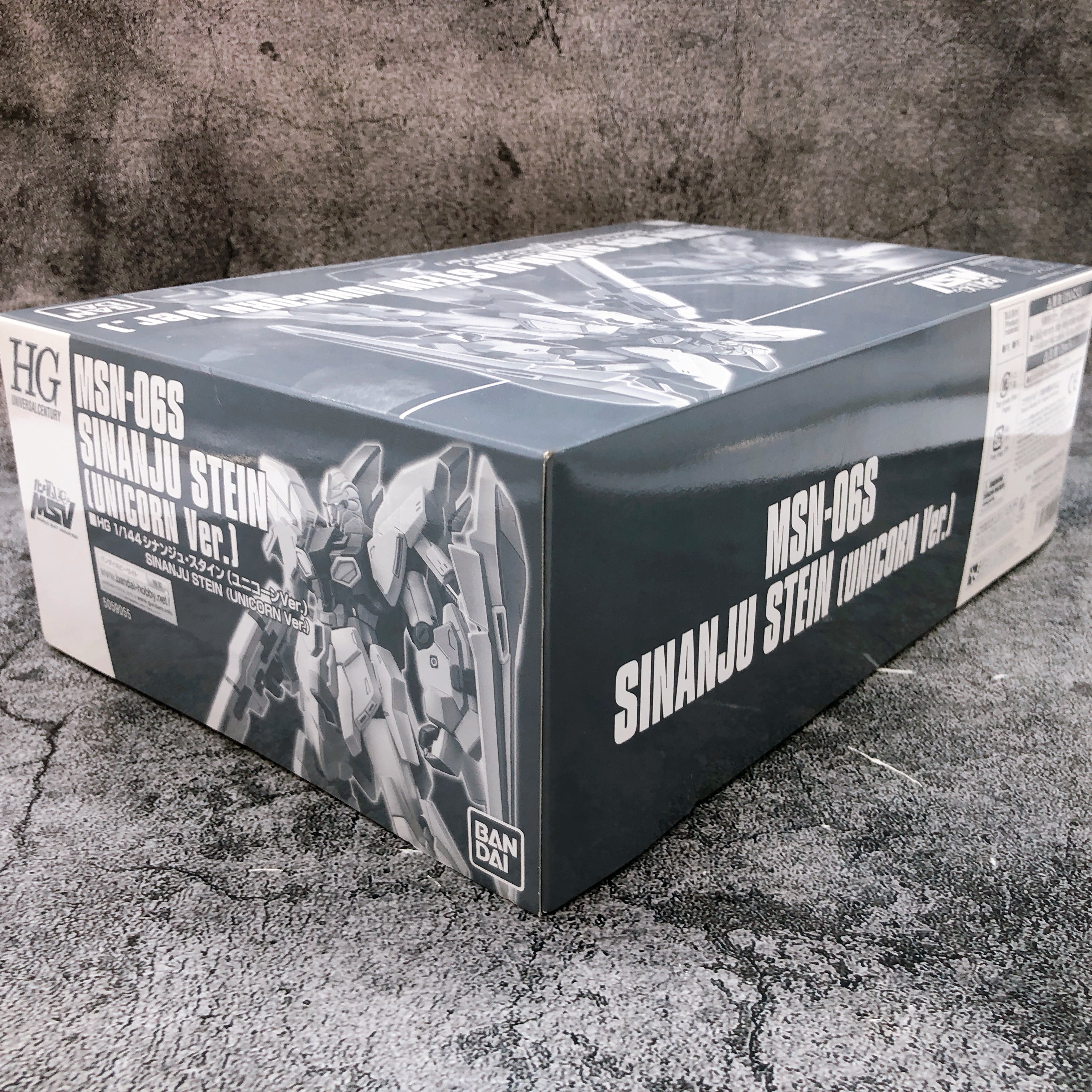 HG 1/144 Sinanju Stein Unicorn Ver MSN-06S Model Kit Premium Bandai Japan NEW