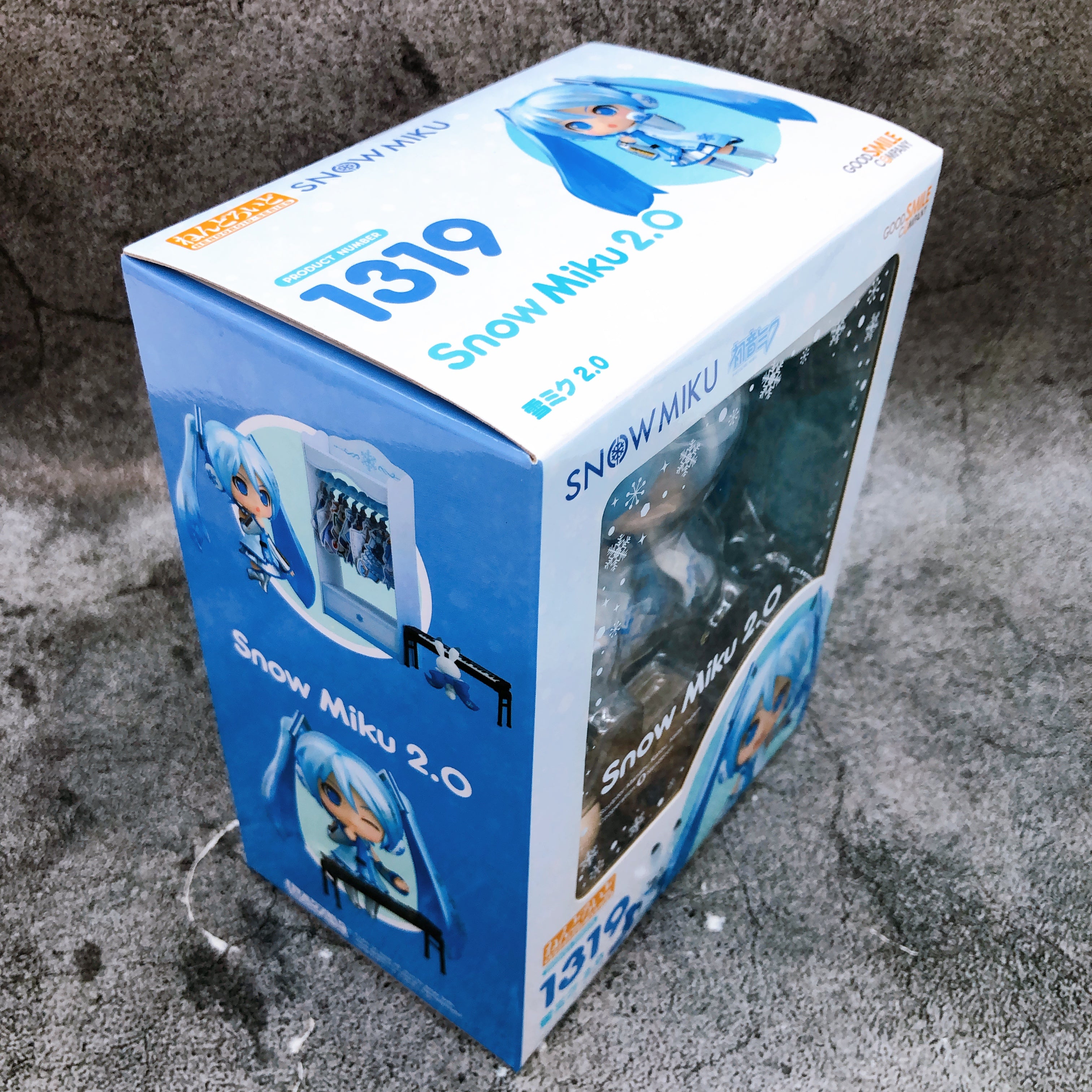 Hatsune Miku Snow Miku 2.0 Nendoroid 1319 Action Figure Sealed FASTSHIP Japan