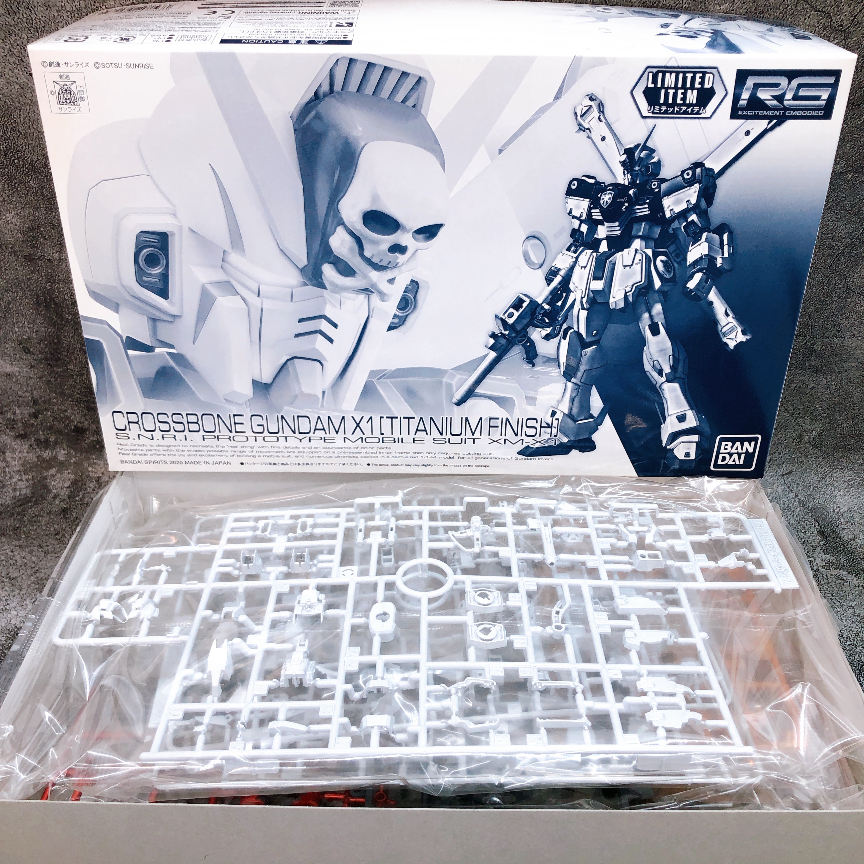RG 1/144 Crossbone Gundam X1 Titanium Finish Model Kit Premium Bandai Japan NEW