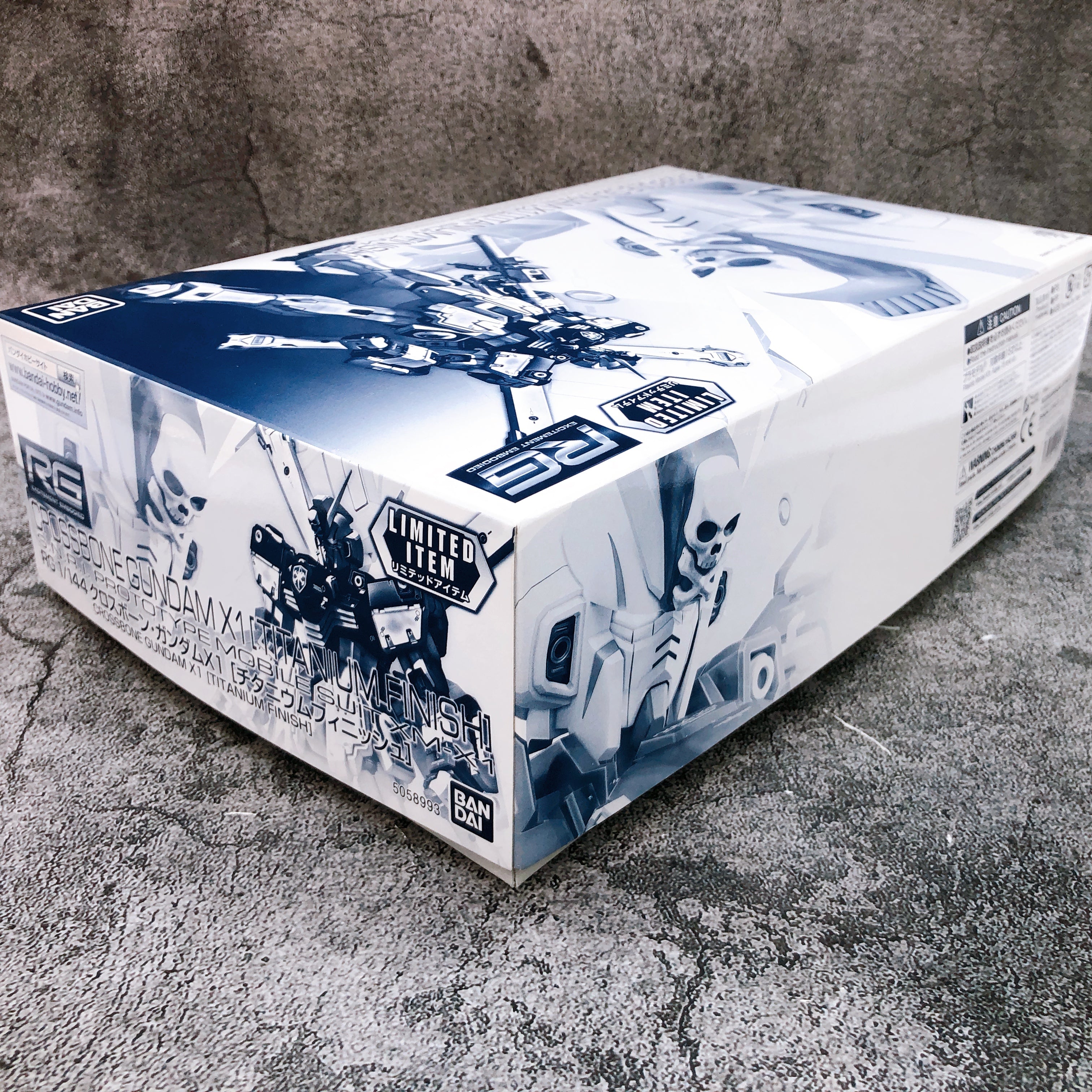 RG 1/144 Crossbone Gundam X1 Titanium Finish Model Kit Premium Bandai Japan NEW