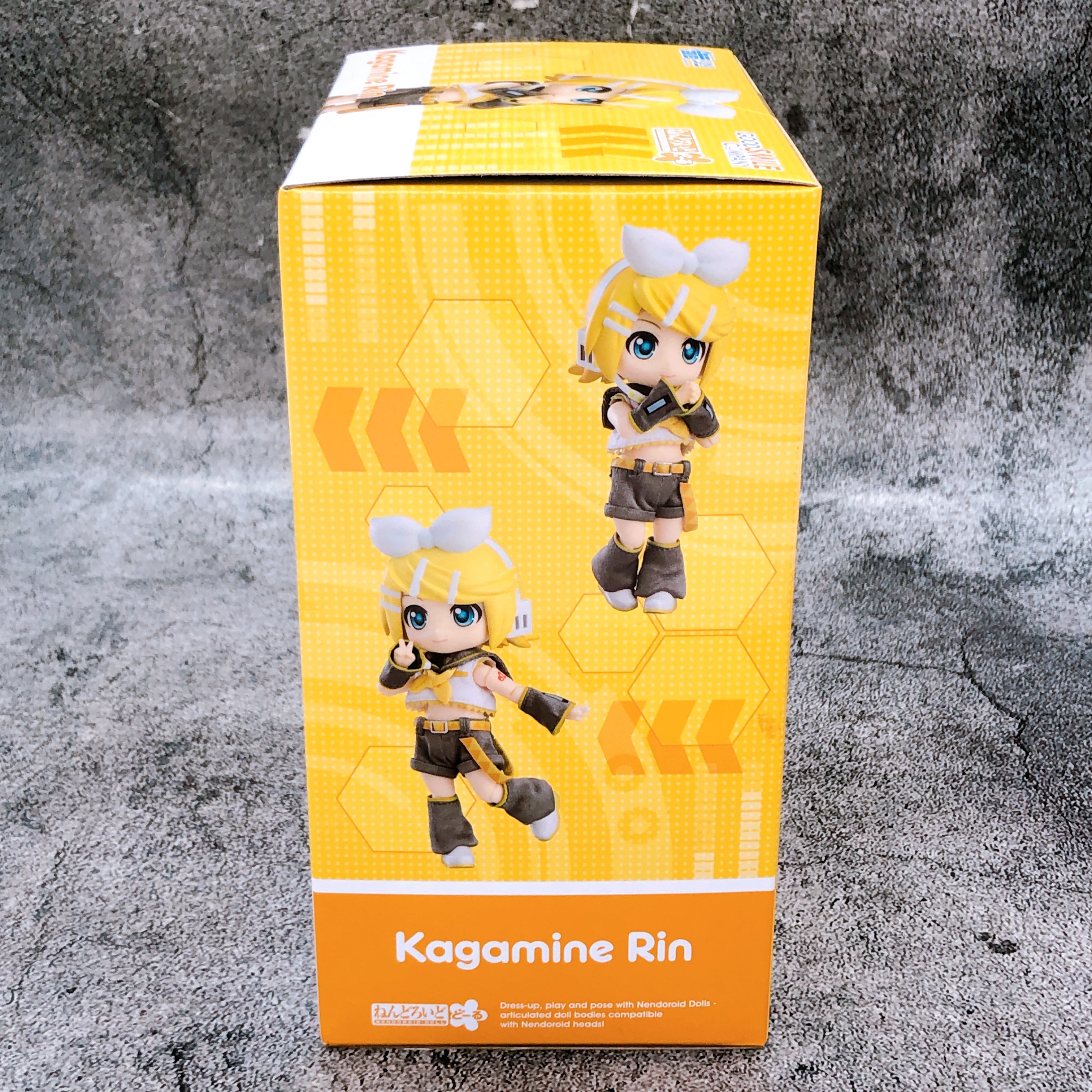 Kagamine Rin Nendoroid Doll Action Figure Good Smile Company Japan Vocaloid New