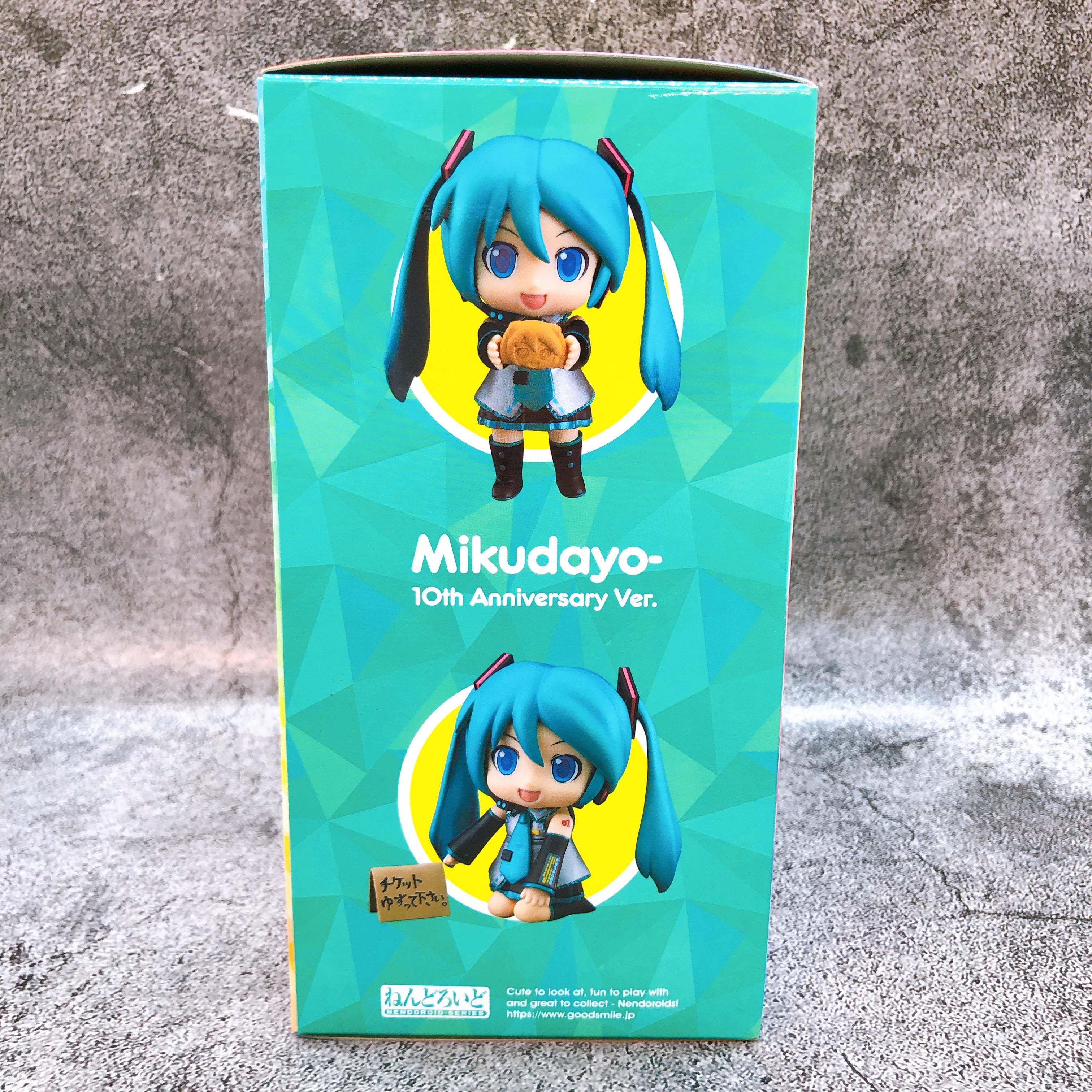 Mikudayo- 10th Anniversary Ver. Nendoroid 1714 Hatsune Miku Action Figure Japan