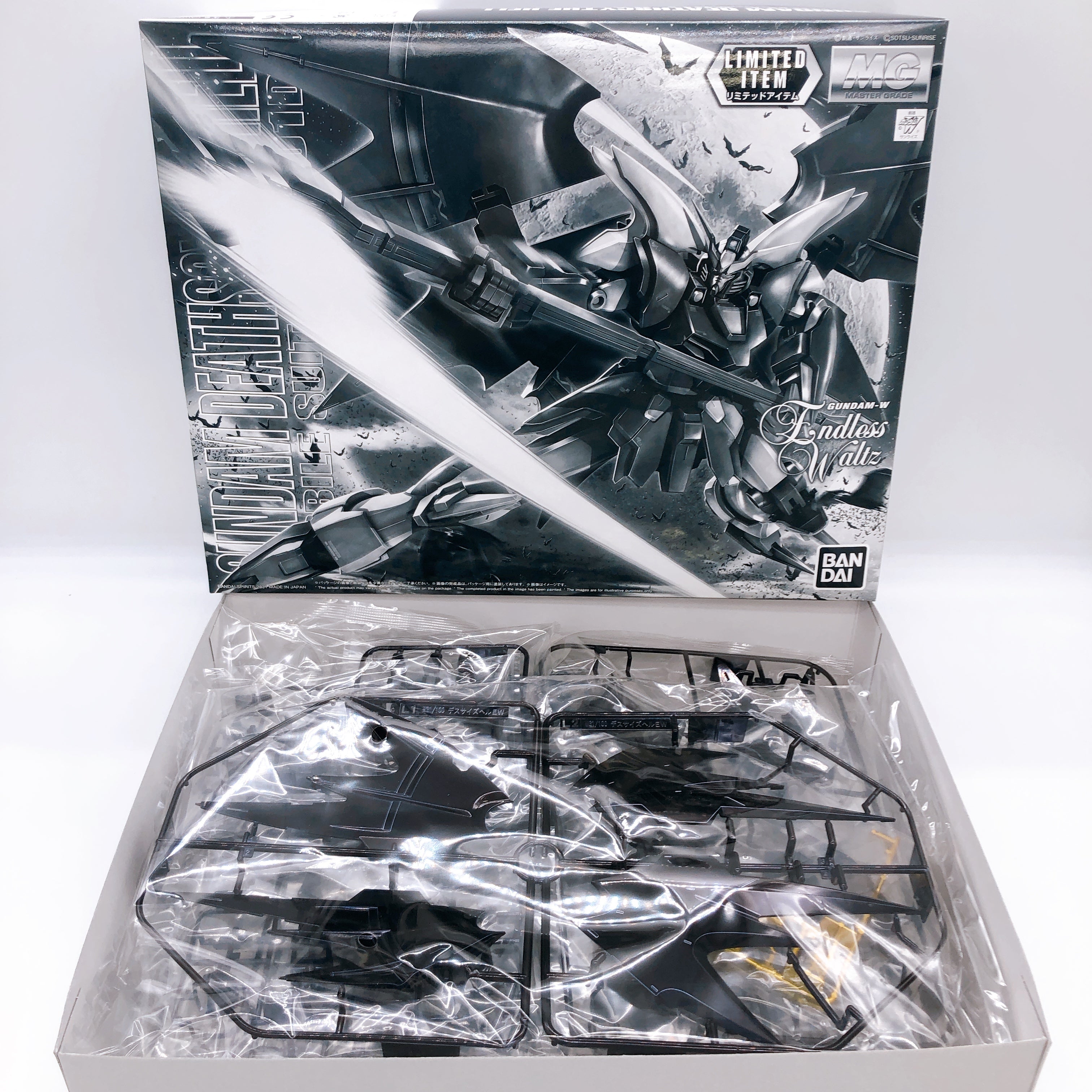 MG 1/100 Gundam Deathscythe Hell EW Special Coating Limited Model Kit Bandai NEW