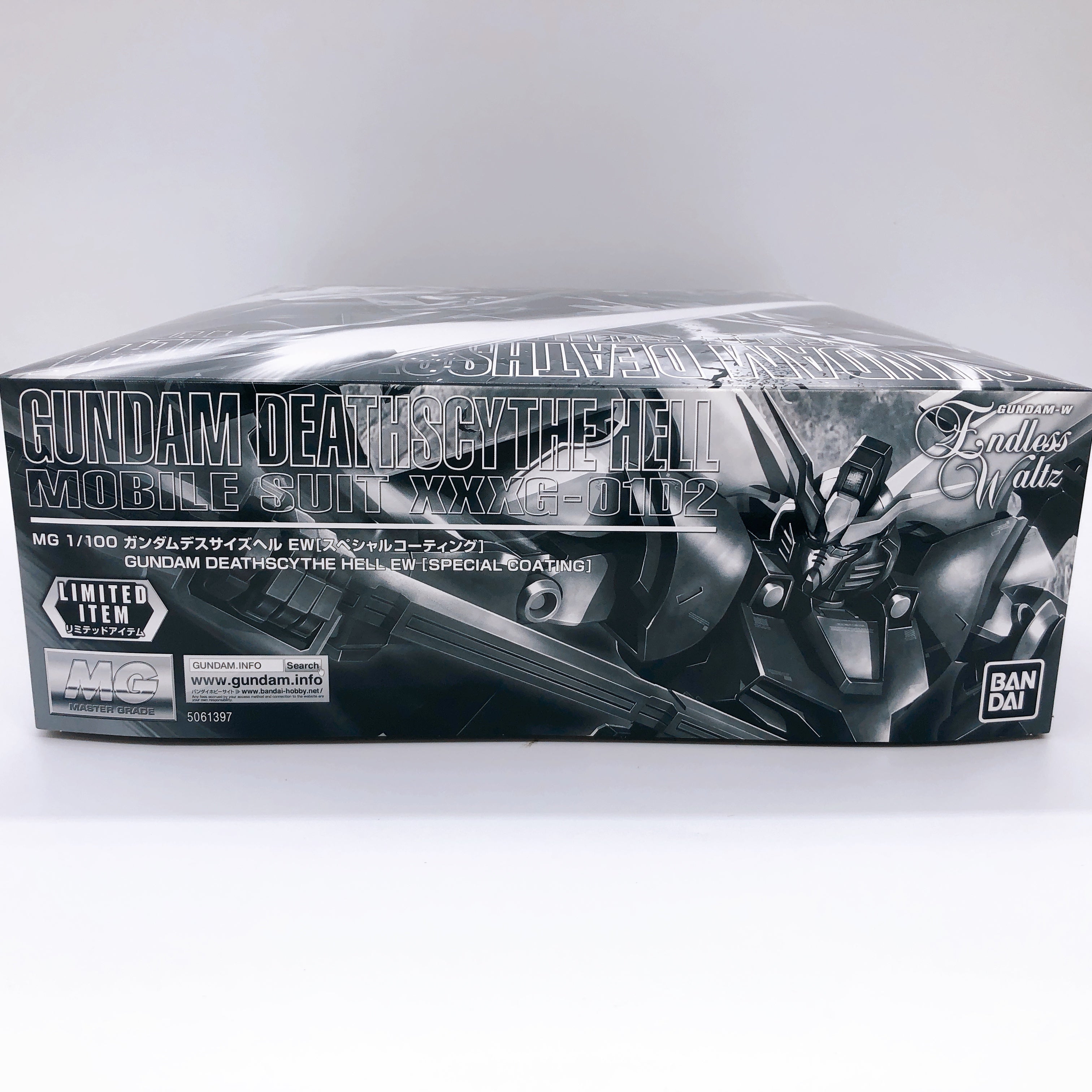 MG 1/100 Gundam Deathscythe Hell EW Special Coating Limited Model Kit Bandai NEW