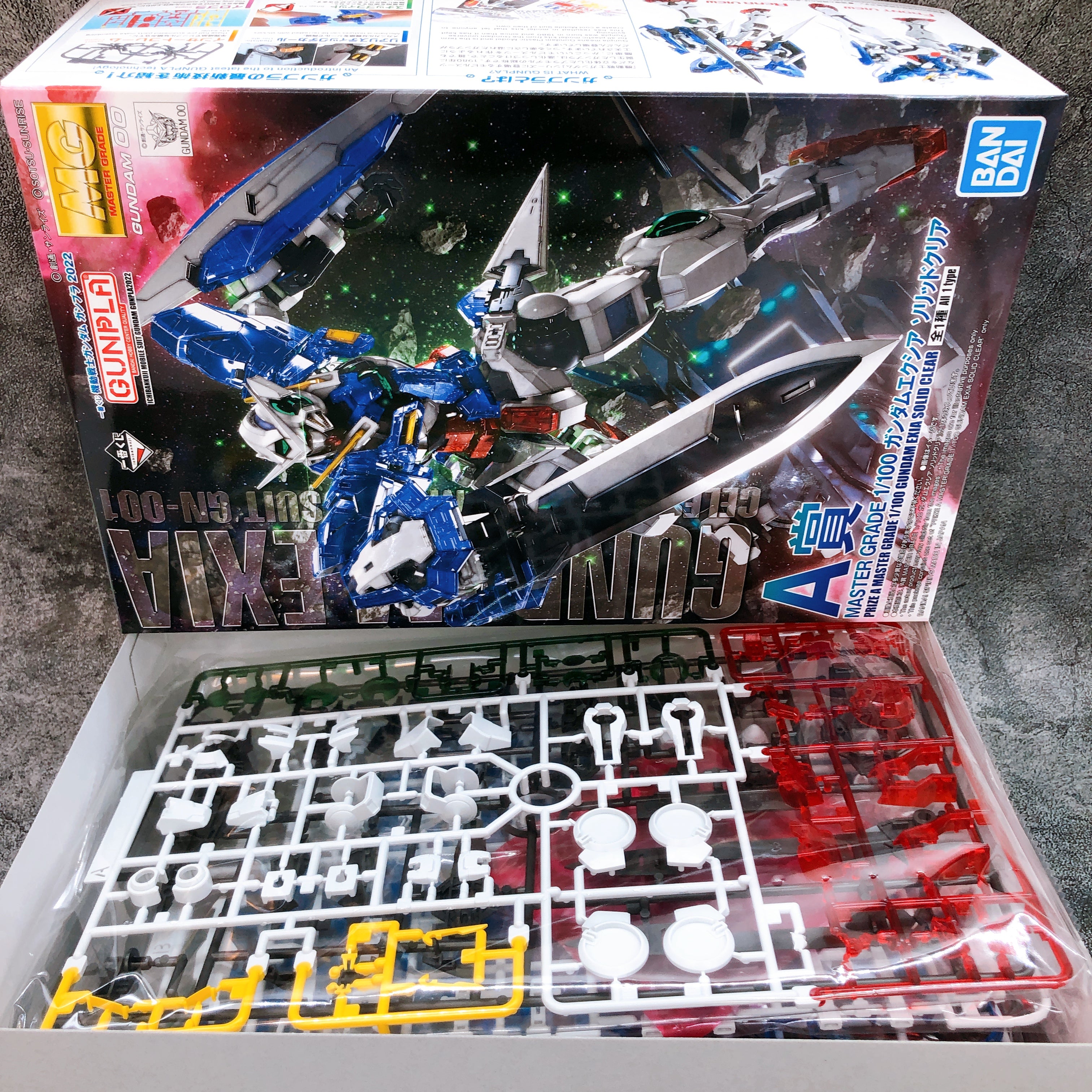 MG 1/100 Gundam Exia Solid Clear Ichiban Kuji Prize A Model Kit Bandai Japan NEW
