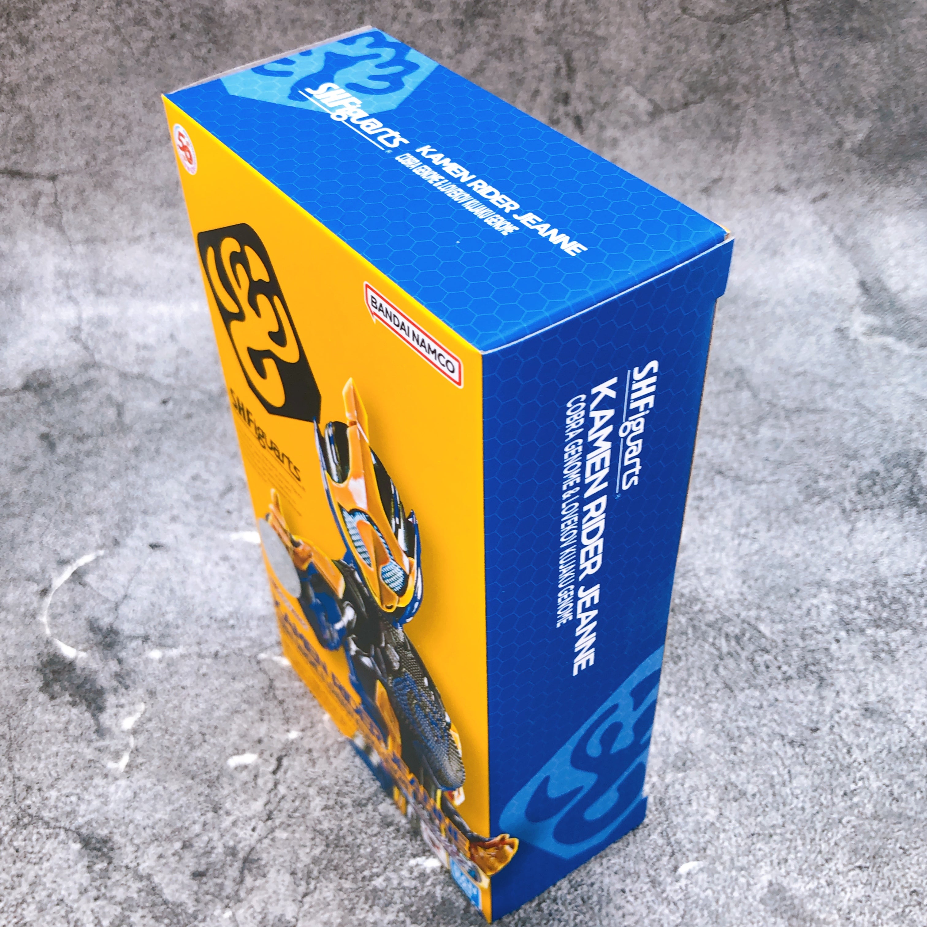 S.H.Figuarts Kamen Rider Jeanne Cobra & Lovekov Kujaku Genome Action Figure NEW