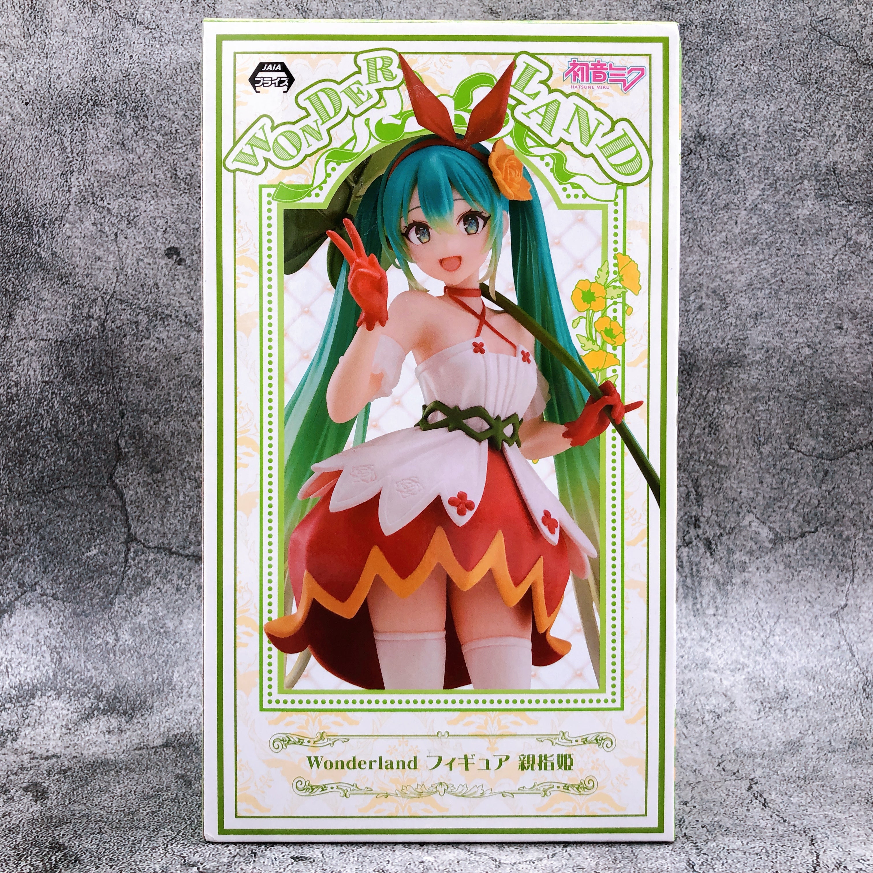 Hatsune Miku Wonderland Figure Thumbelina Taito Japan AUTHENTIC FASTSHIP 15+
