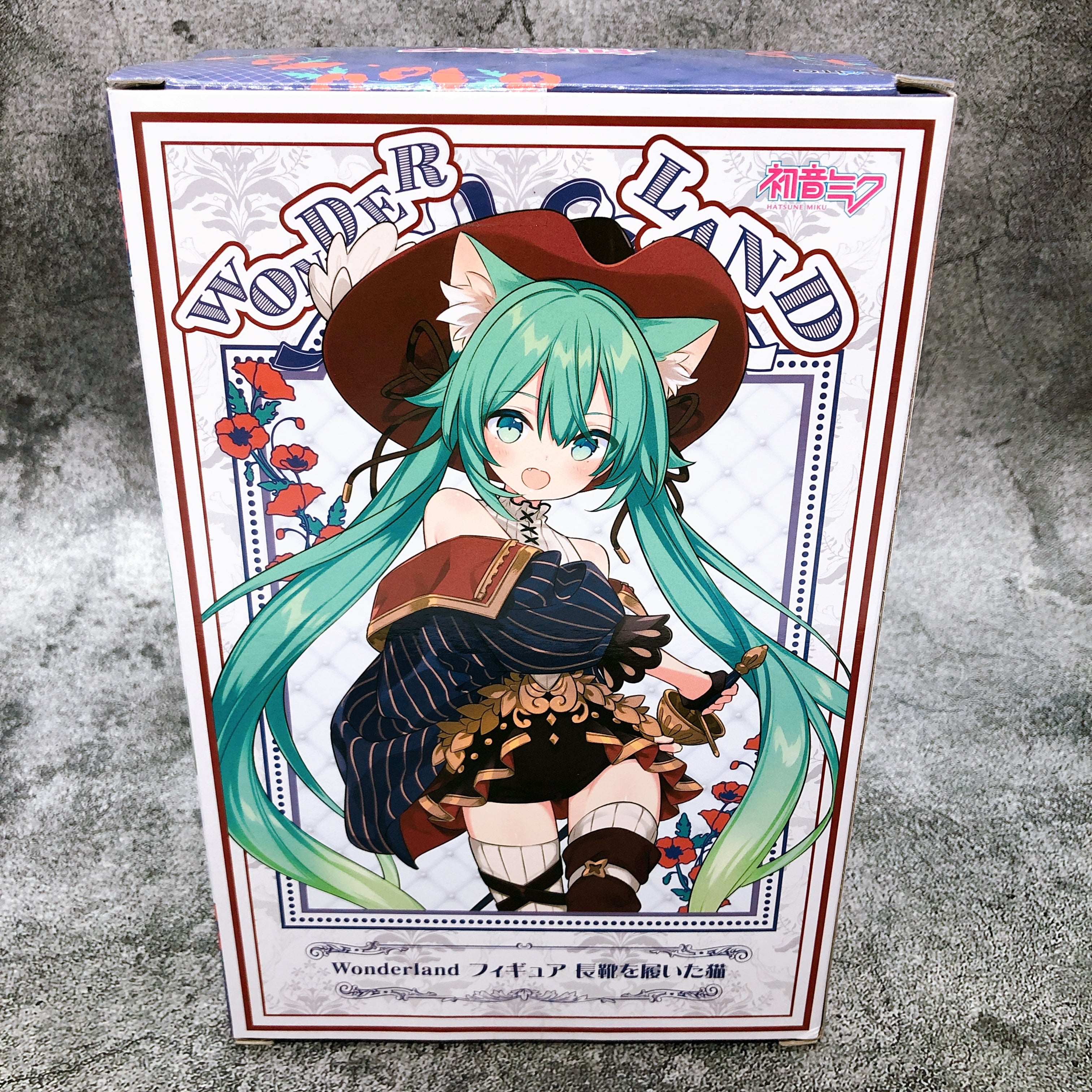 Hatsune Miku Puss in Boots Wonderland Figure Taito Japan Sealed FASTSHIP NEW