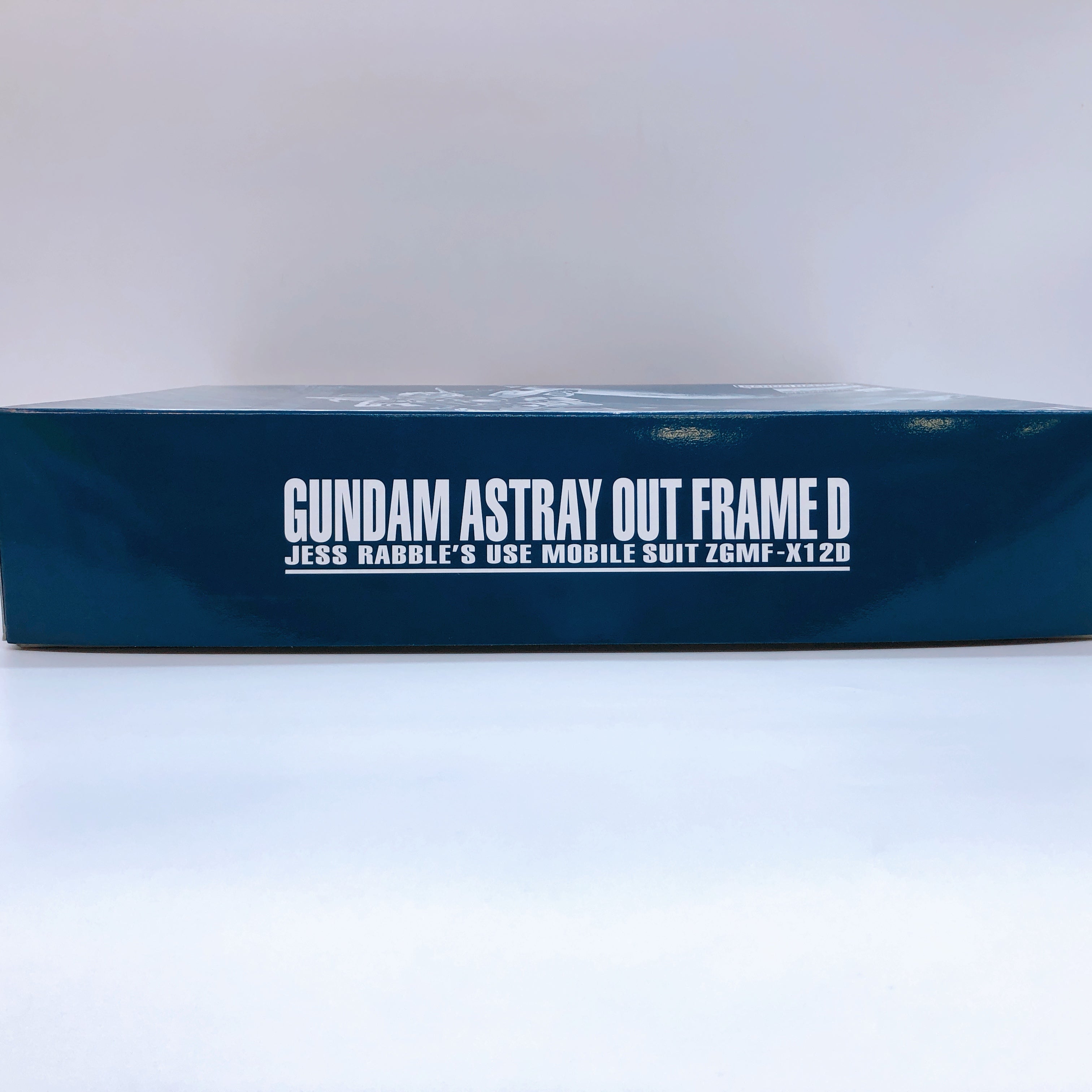 MG 1/100 Gundam Astray Out Frame D Model Kit 15+ Premium Bandai Japan FASTSHIP