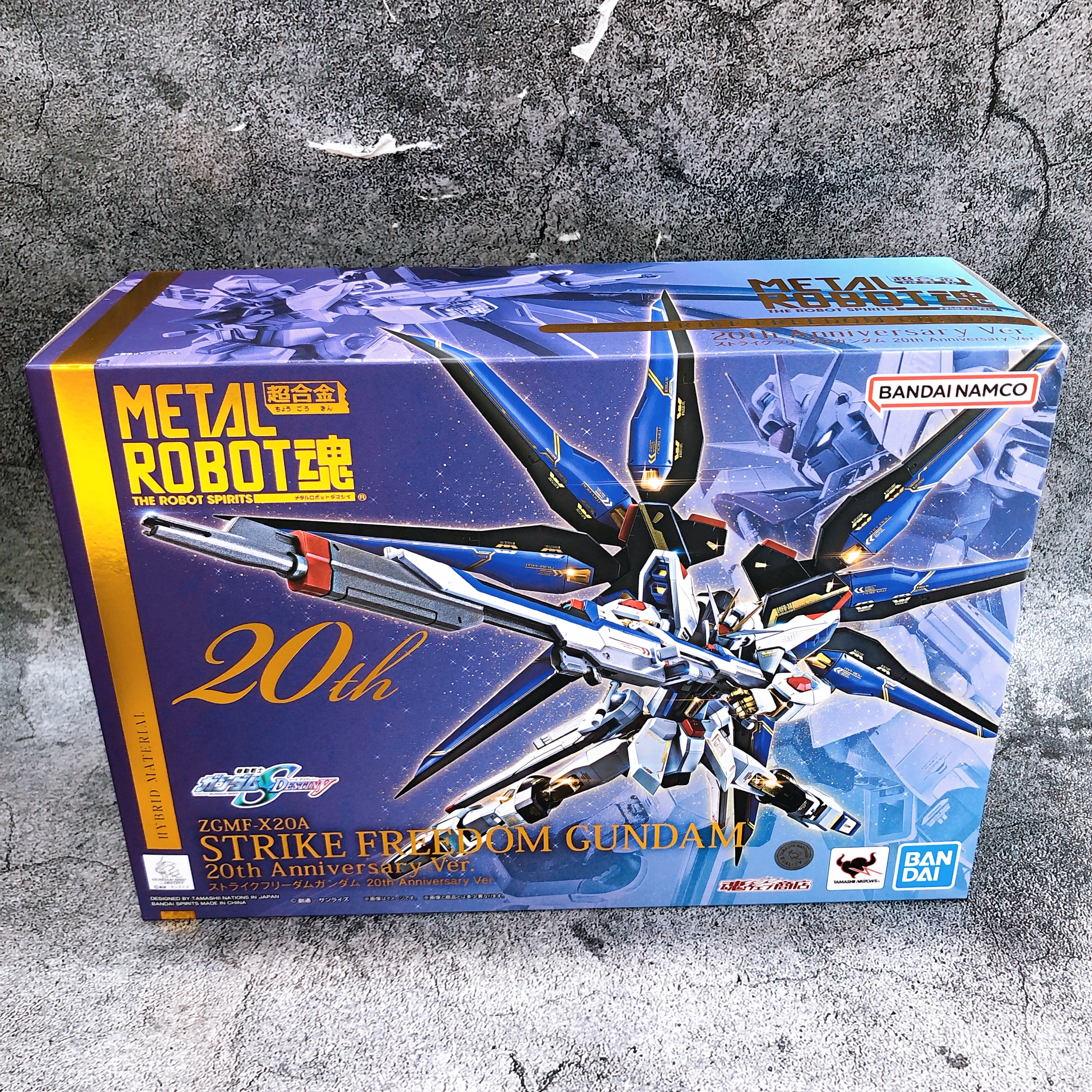 Metal Robot Spirits Strike Freedom Gundam 20th Anniversary Ver. Action Figure