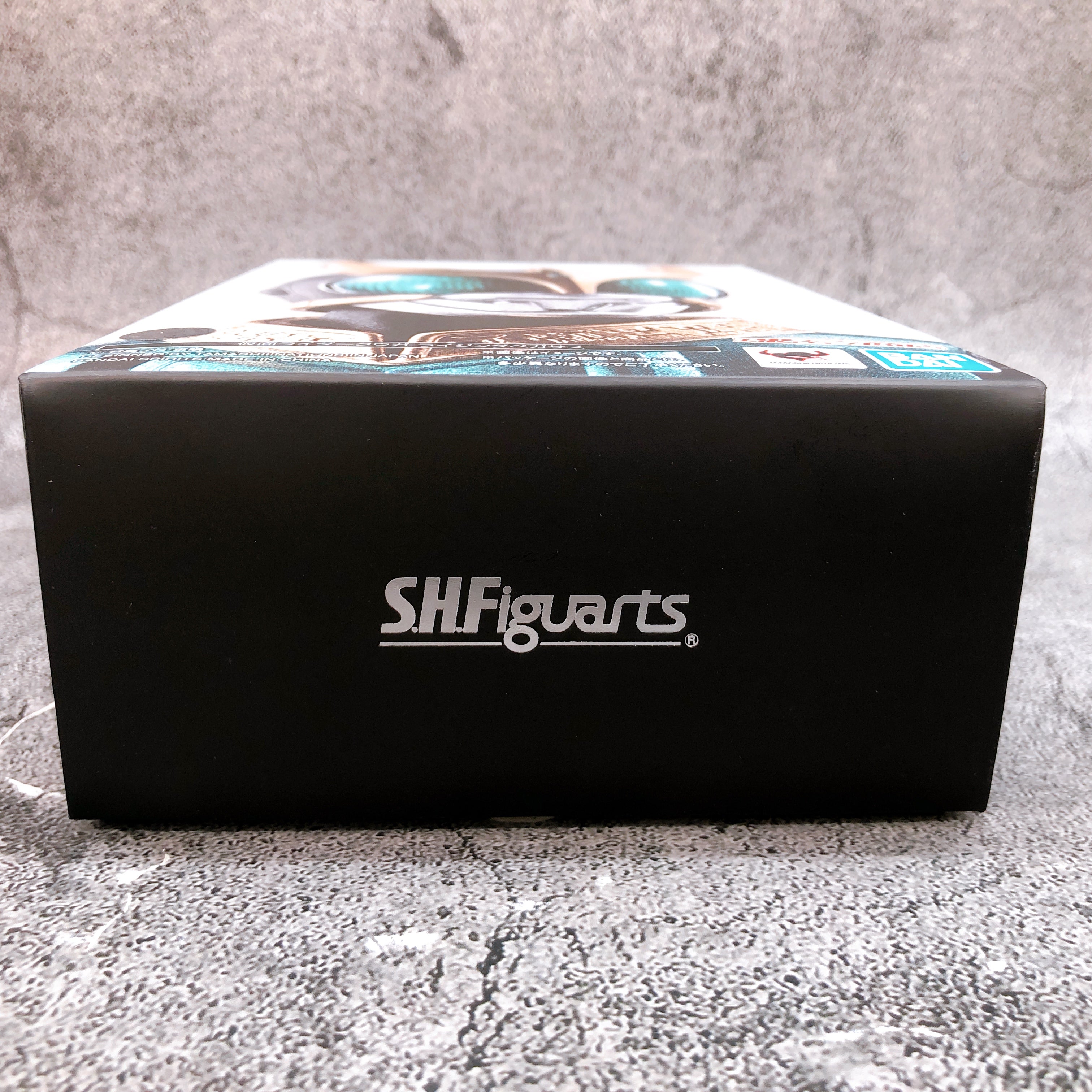 Kamen Rider Kuuga Rising Pegasus S.H.Figuarts Shinkocchou Seihou Action Figure