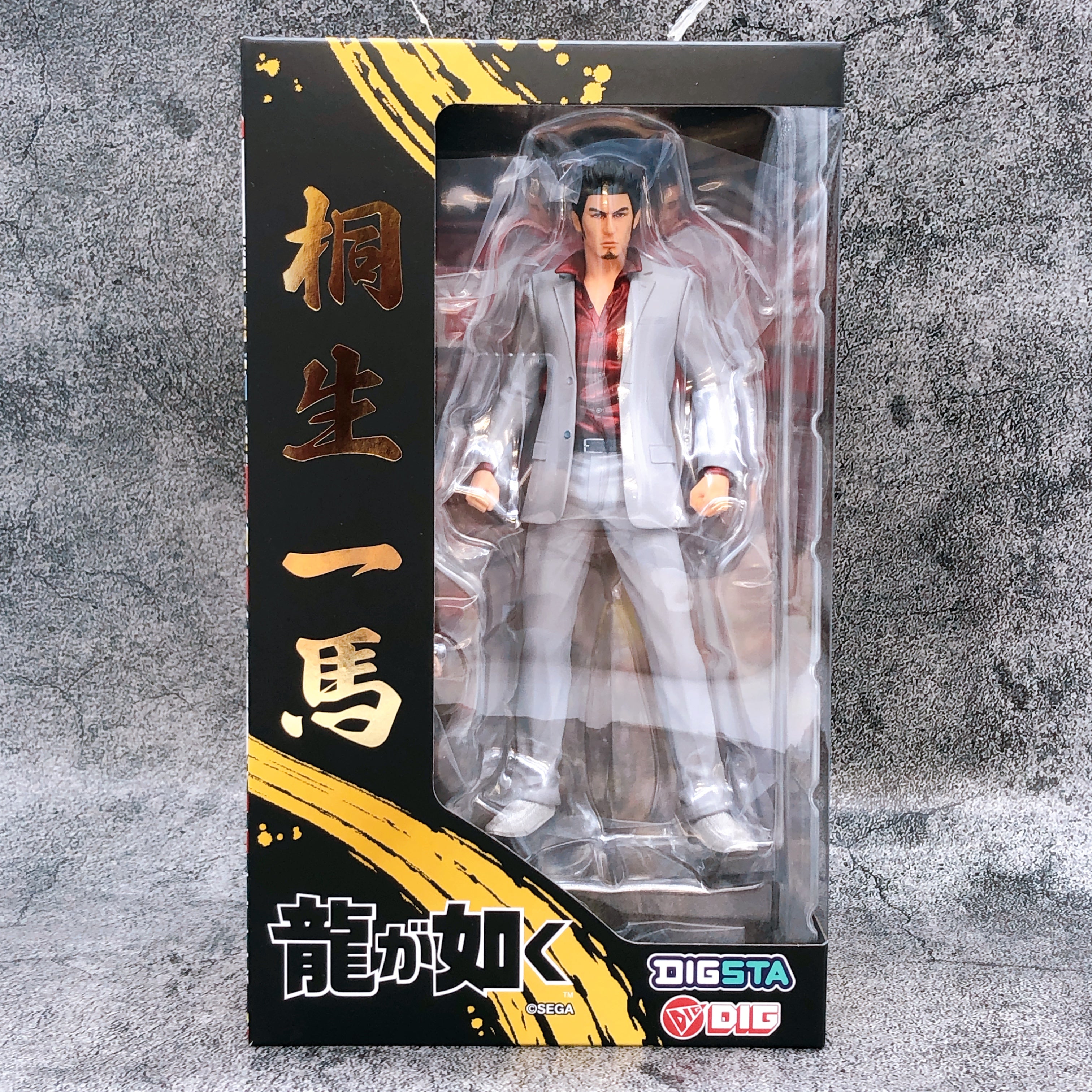 Yakuza Kazuma Kiryu Figure Non Scale Digsta Japan AUTHENTIC Sealed Like a Dragon