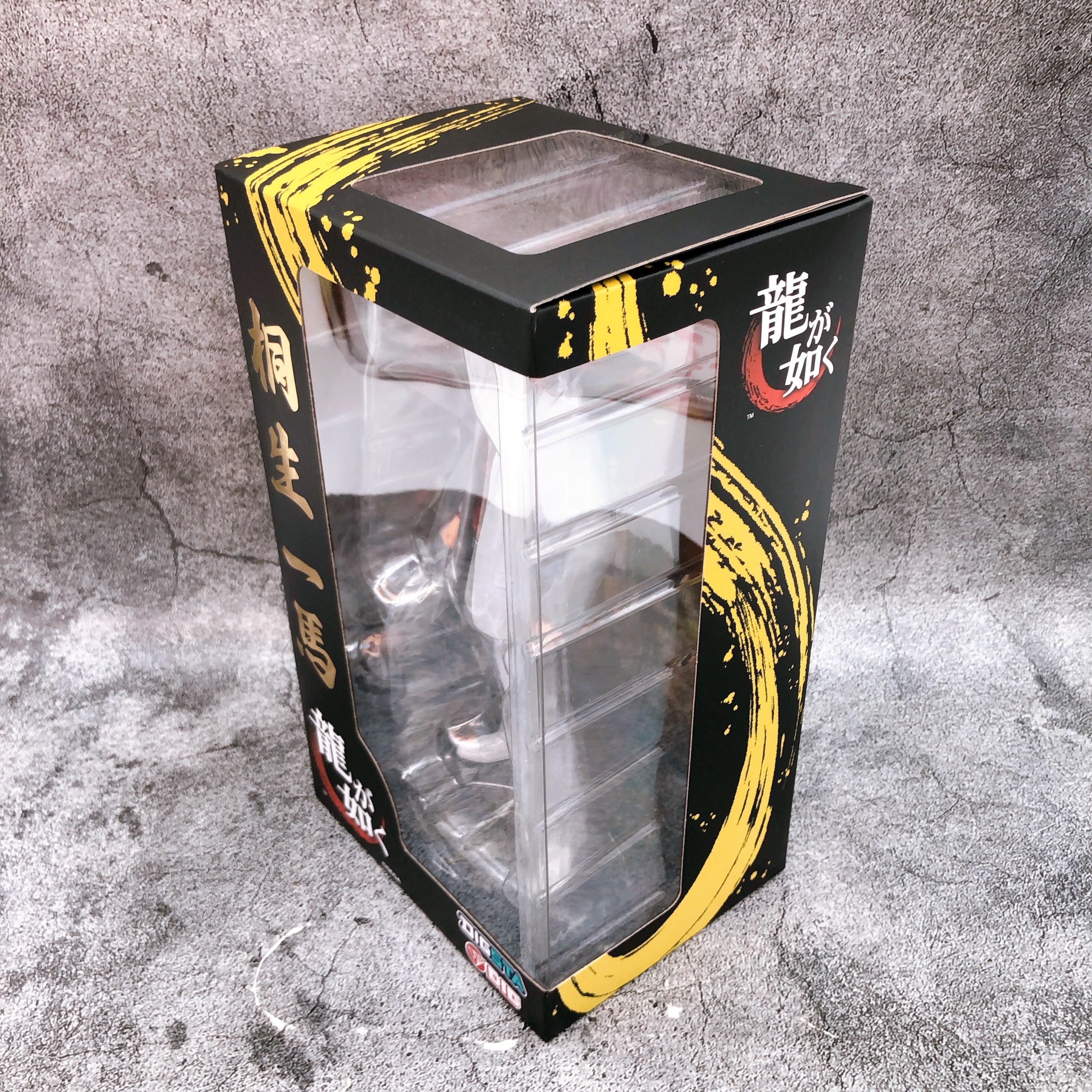 Yakuza Kazuma Kiryu Figure Digsta Non Scale Japan Sealed FASTSHIP