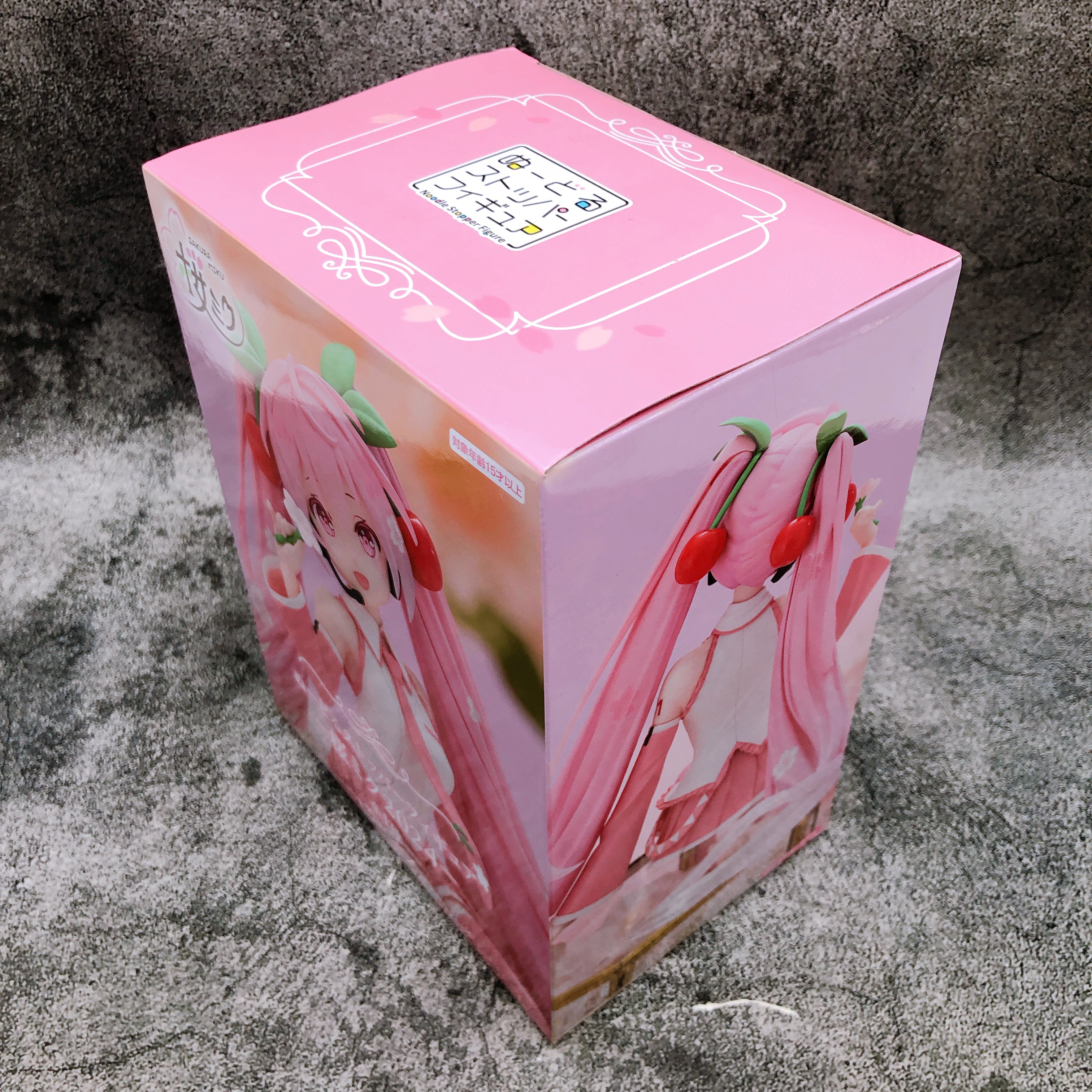 Hatsune Miku Sakura Miku 2024 Noodle Stopper Figure FuRyu Japan Sealed