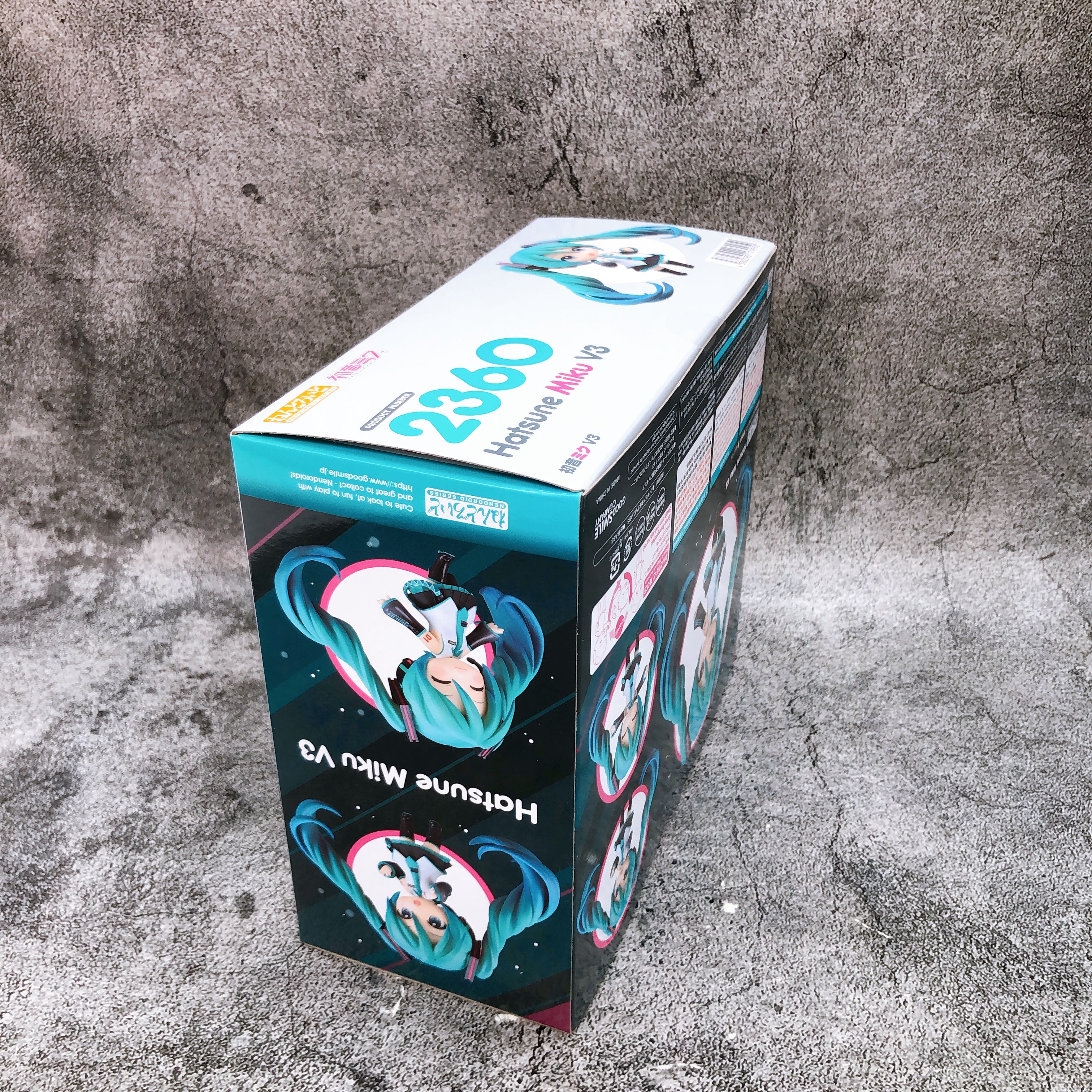 Hatsune Miku V3 Vocaloid Nendoroid 2360 Action Figure Good Smile Japan NEW