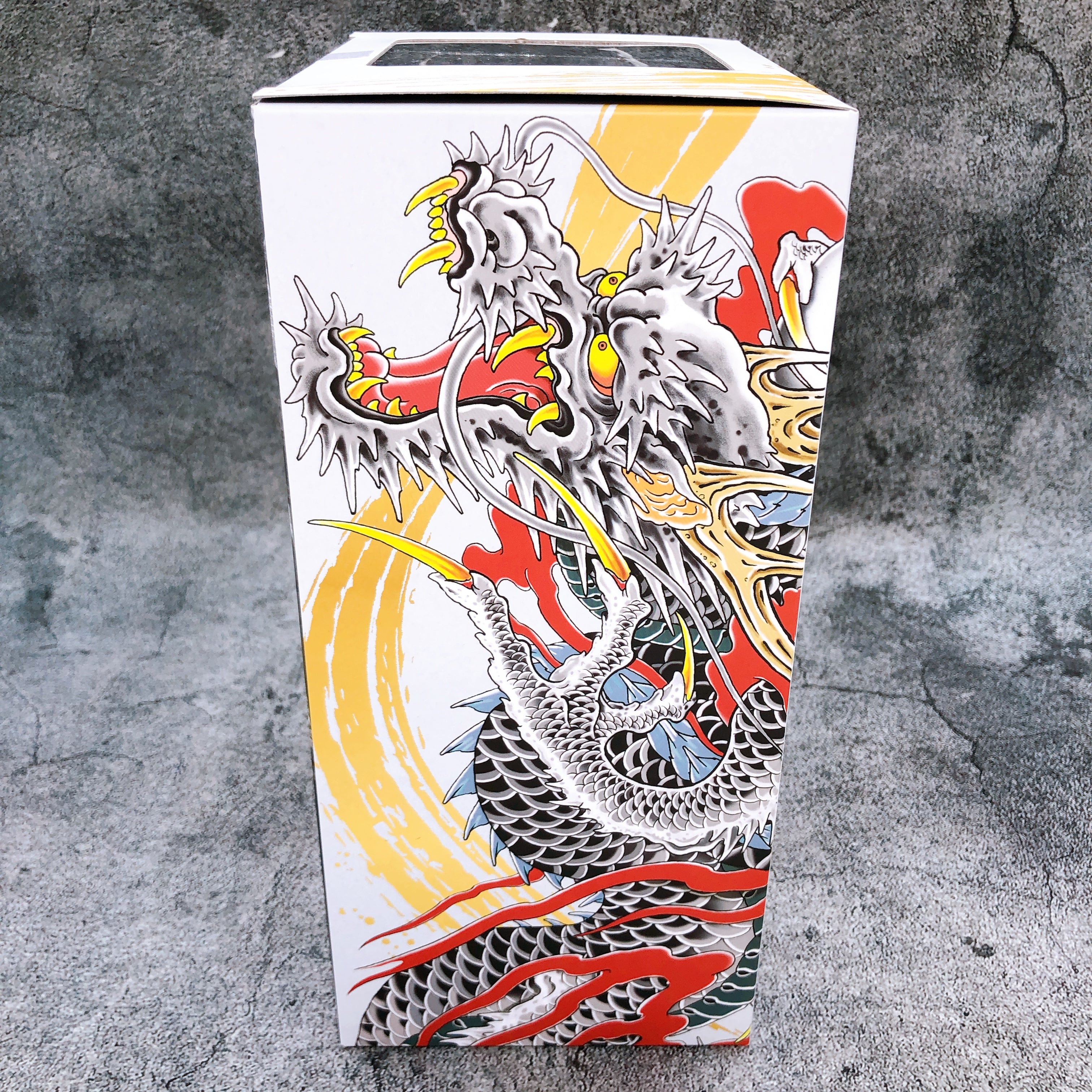 Yakuza Kazuma Kiryu Figure Fierce Battle Digsta Japan AUTHENTIC Like a Dragon
