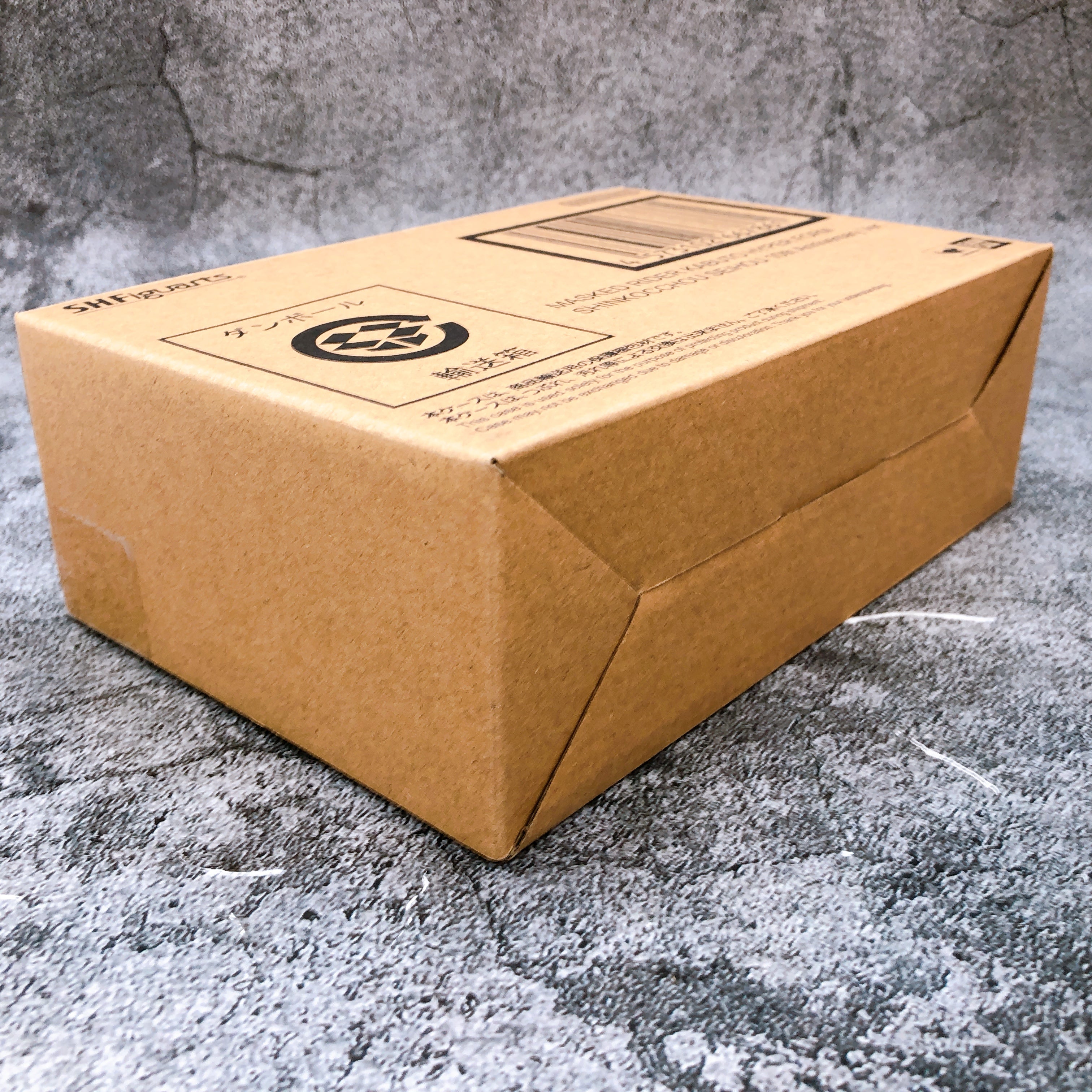 S.H.Figuarts Shinkocchou Seihou Kamen Rider Kabuto Hyper Form 10th Anniv. NEW