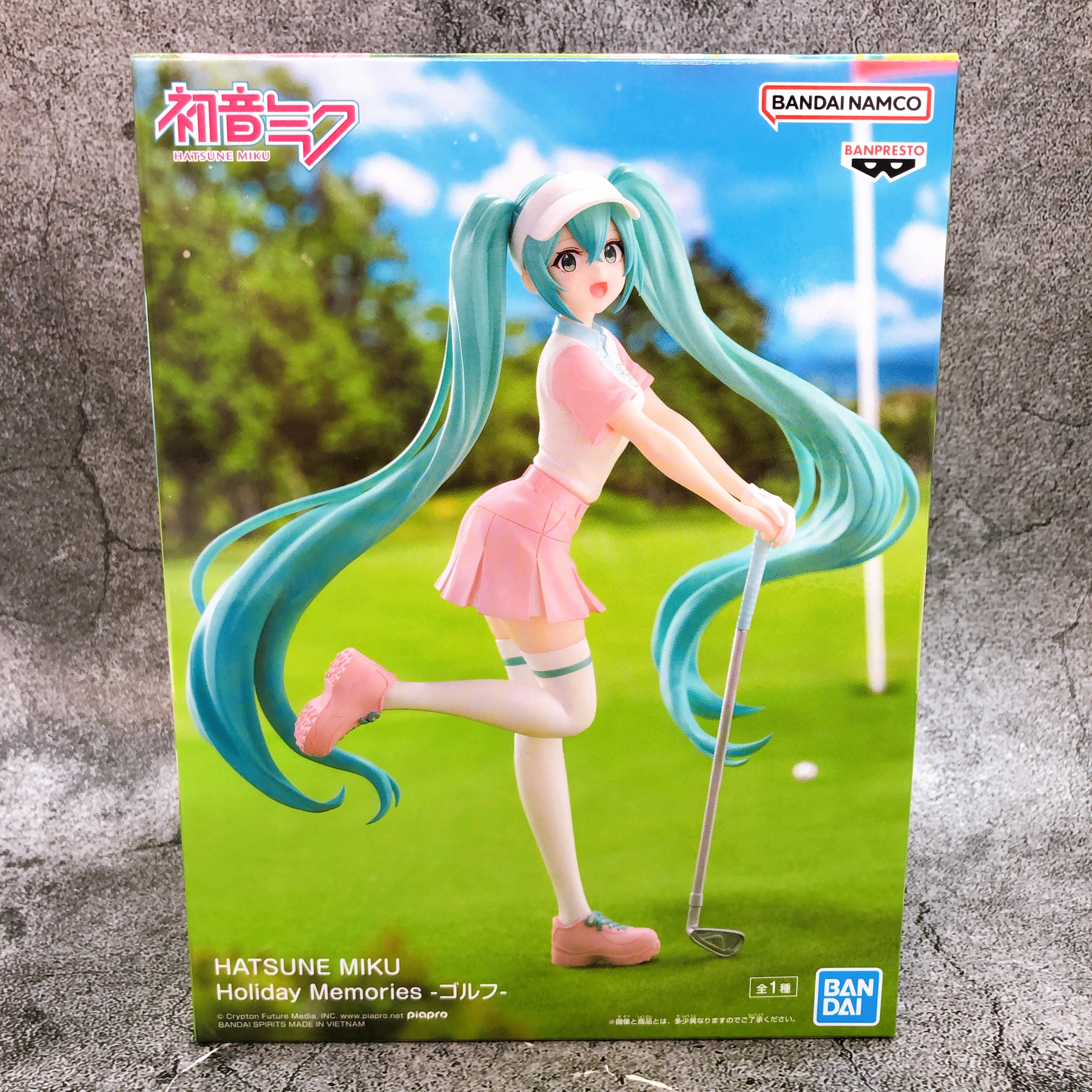 Hatsune Miku Holiday Memories Golf Figure BANPRESTO Japan Sealed NEW
