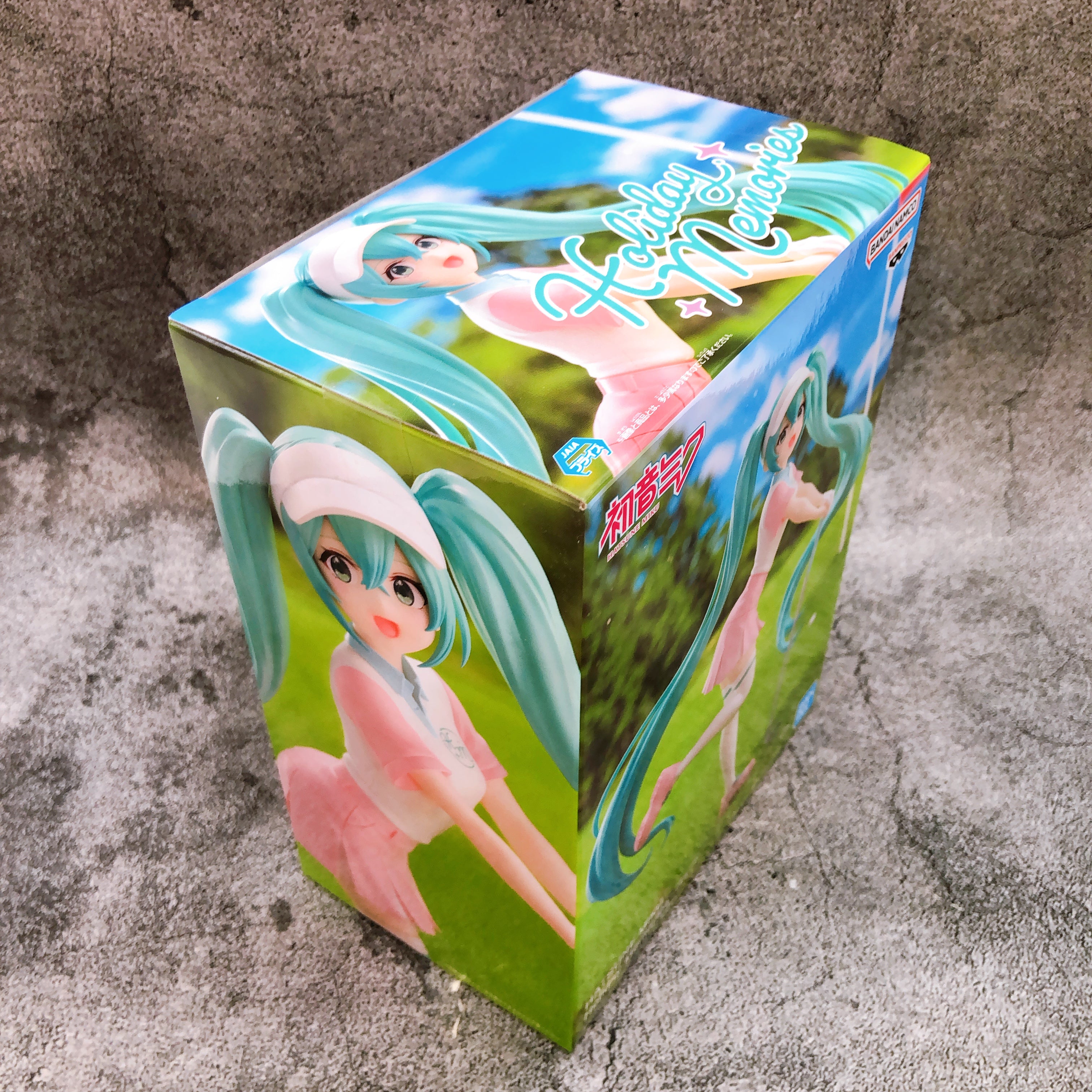 Hatsune Miku Holiday Memories Golf Figure BANPRESTO Japan Sealed NEW