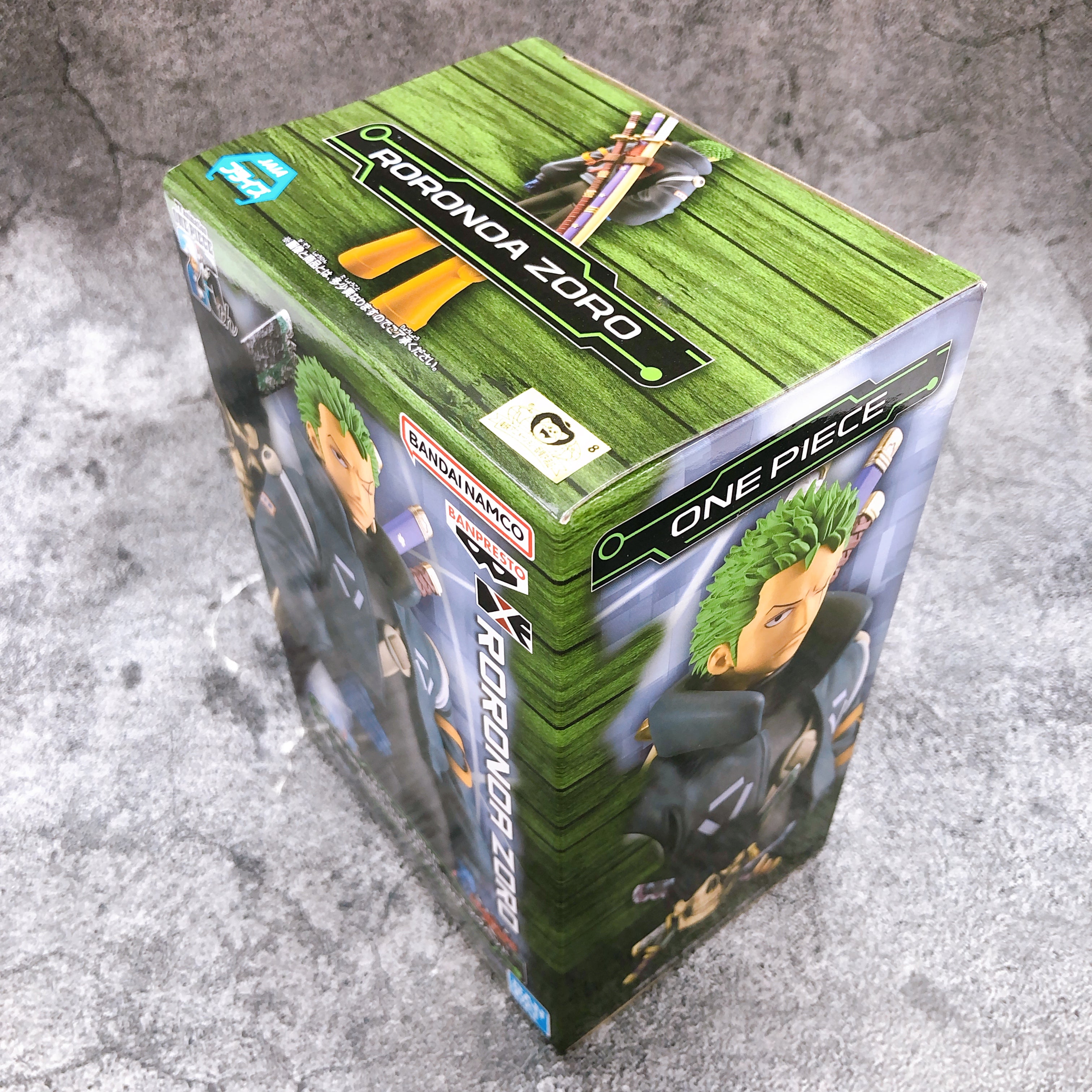 ONE PIECE Roronoa Zoro Egghead Arc DXF THE GRANDLINE SERIES Figure BANPRESTO