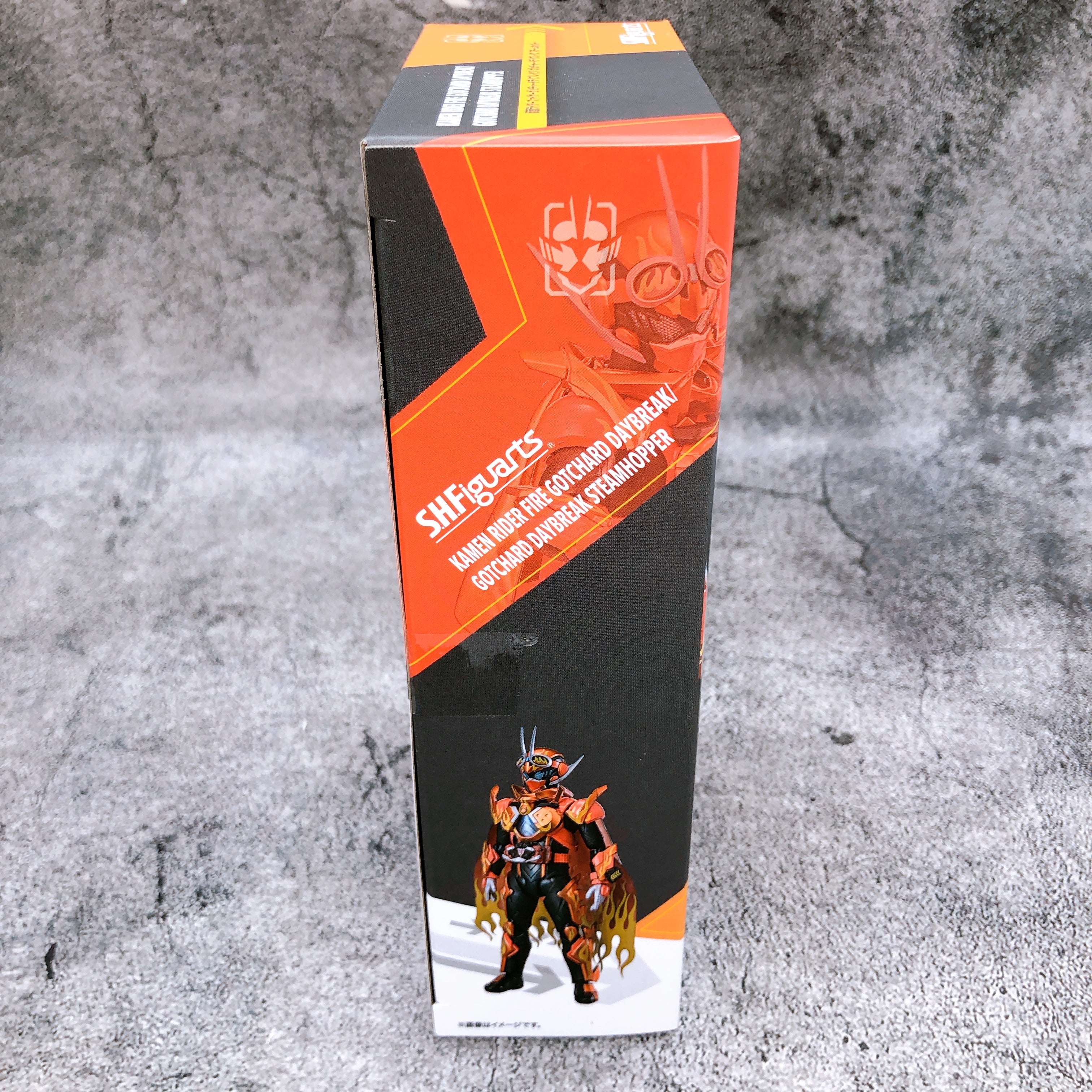 S.H.Figuarts Kamen Rider Fire Gotchard Daybreak Steam Hopper Action Figure NEW