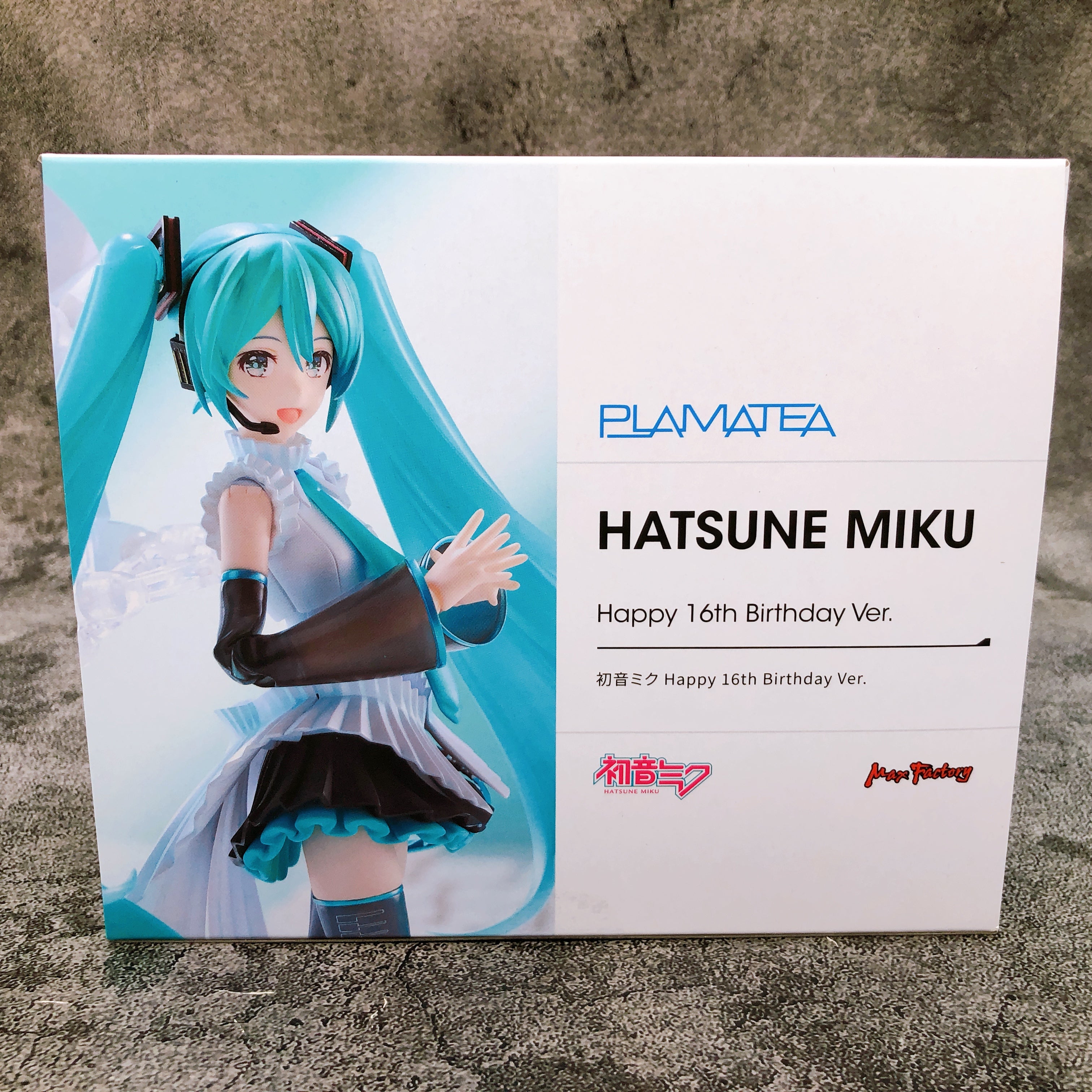 PLAMATEA Hatsune Miku Happy 16th Birthday Ver. Model Kit 15+ Max Factory Sealed