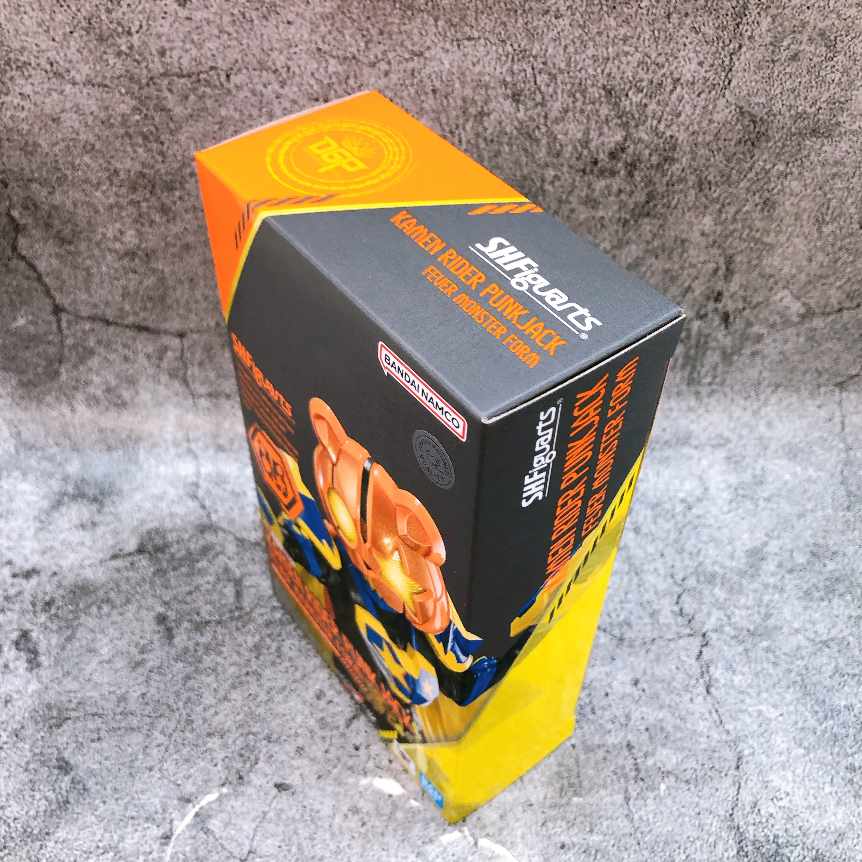 S.H.Figuarts Kamen Rider Punk Jack Fever Monster Form Action Figure Bandai NEW