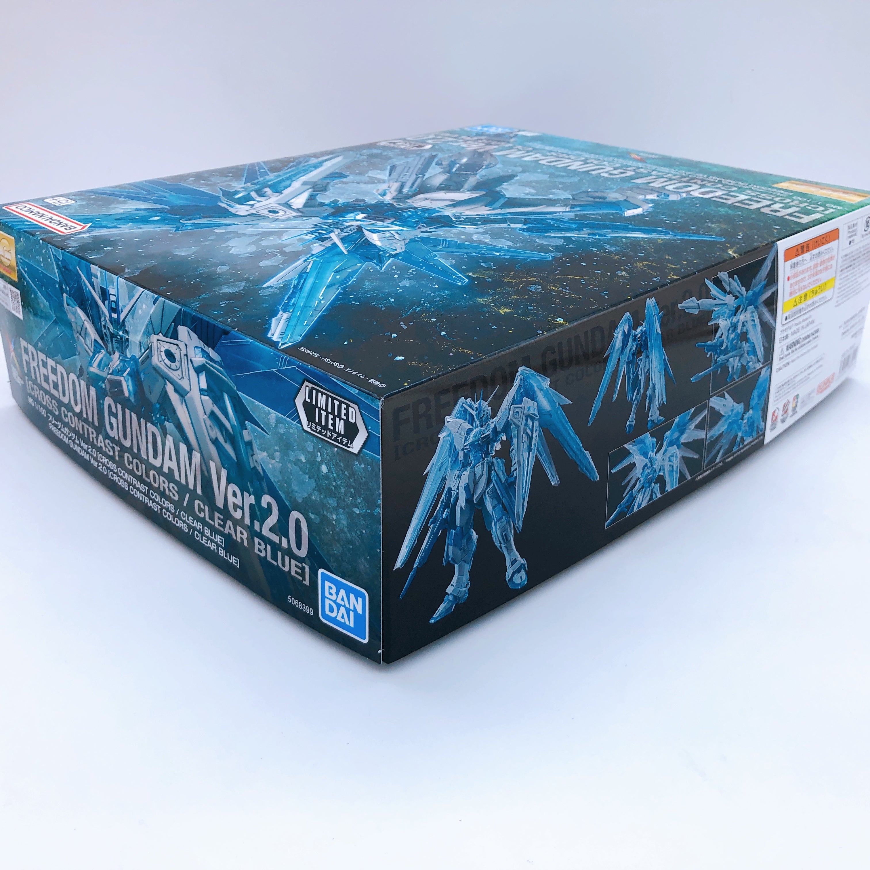 MG 1/100 Freedom Gundam Ver.2.0 Cross Contrast Color Clear Blue Kit Bandai NEW