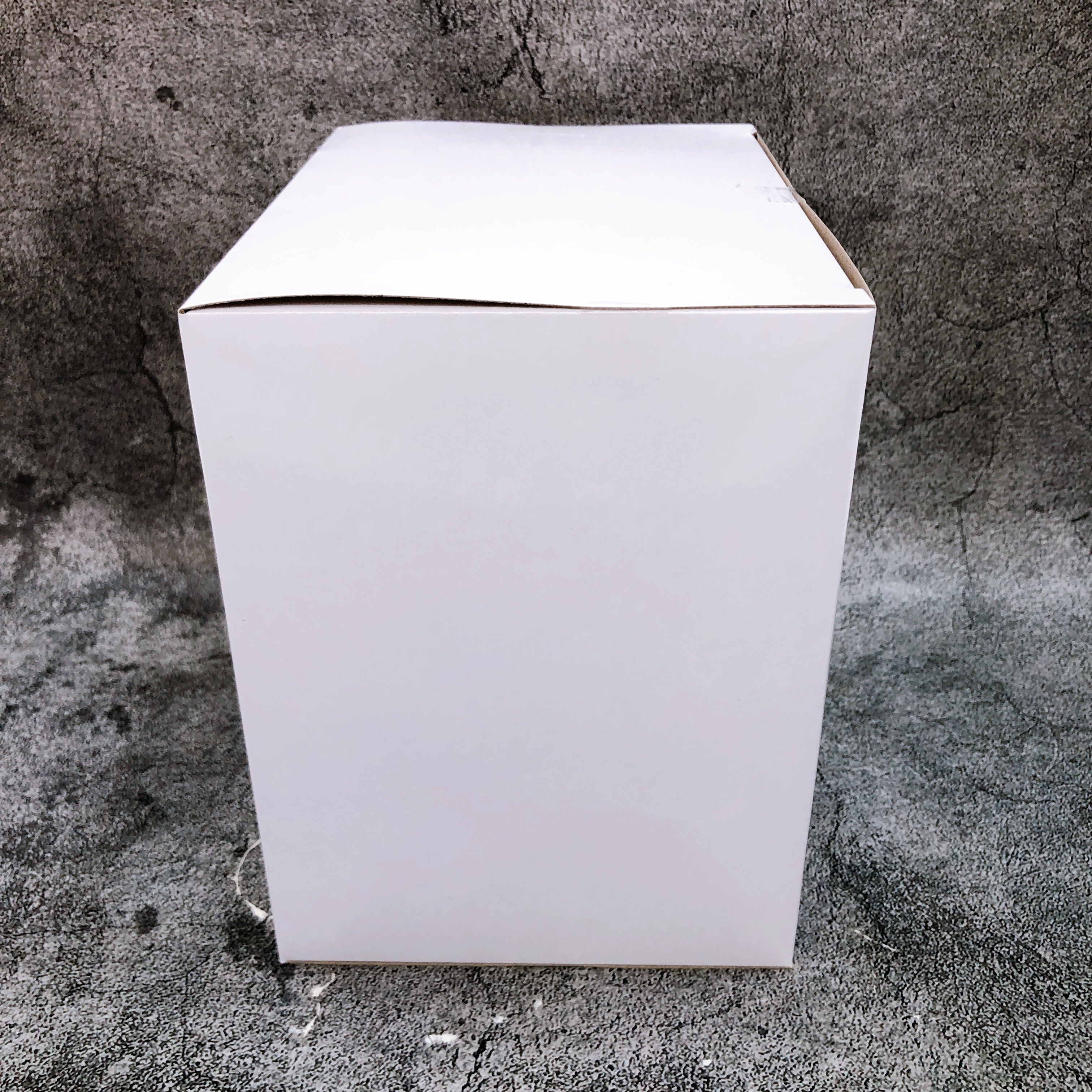 Hatsune Miku Sakura Miku Cherry Cushion Figure Taito Japan FASTSHIP NEW