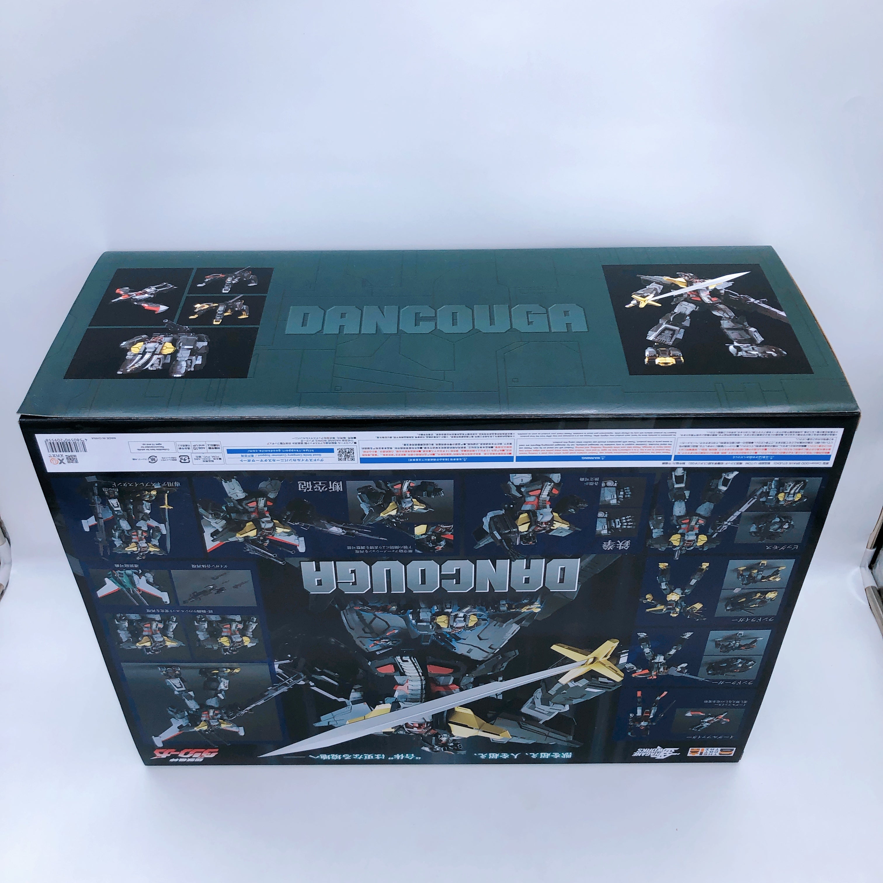 THE GATTAI Dancouga Super Beast Machine God Dancouga Action Figure GSC Sealed