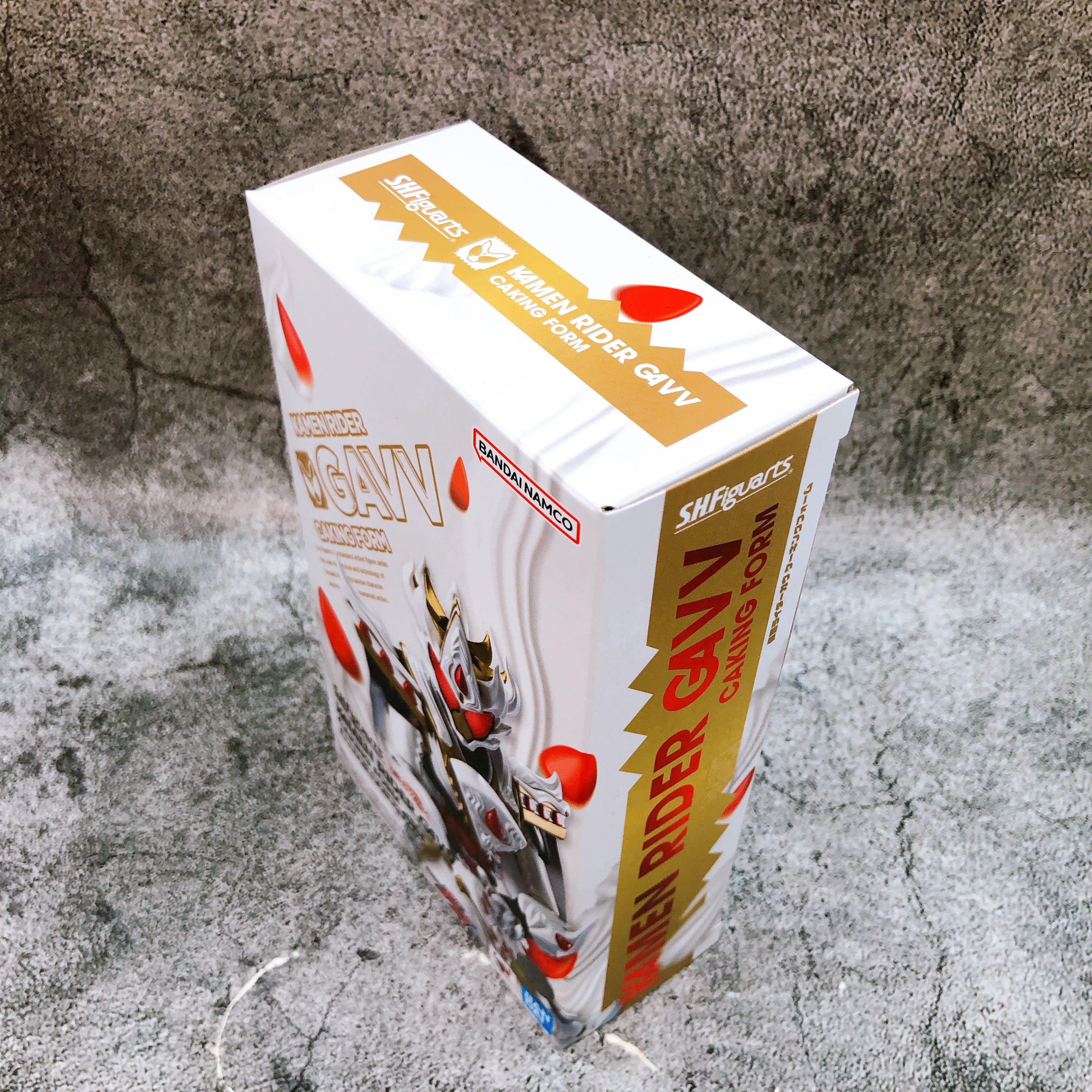 S.H.Figuarts Kamen Rider Gavv Caking Form Action Figure Bandai NEW