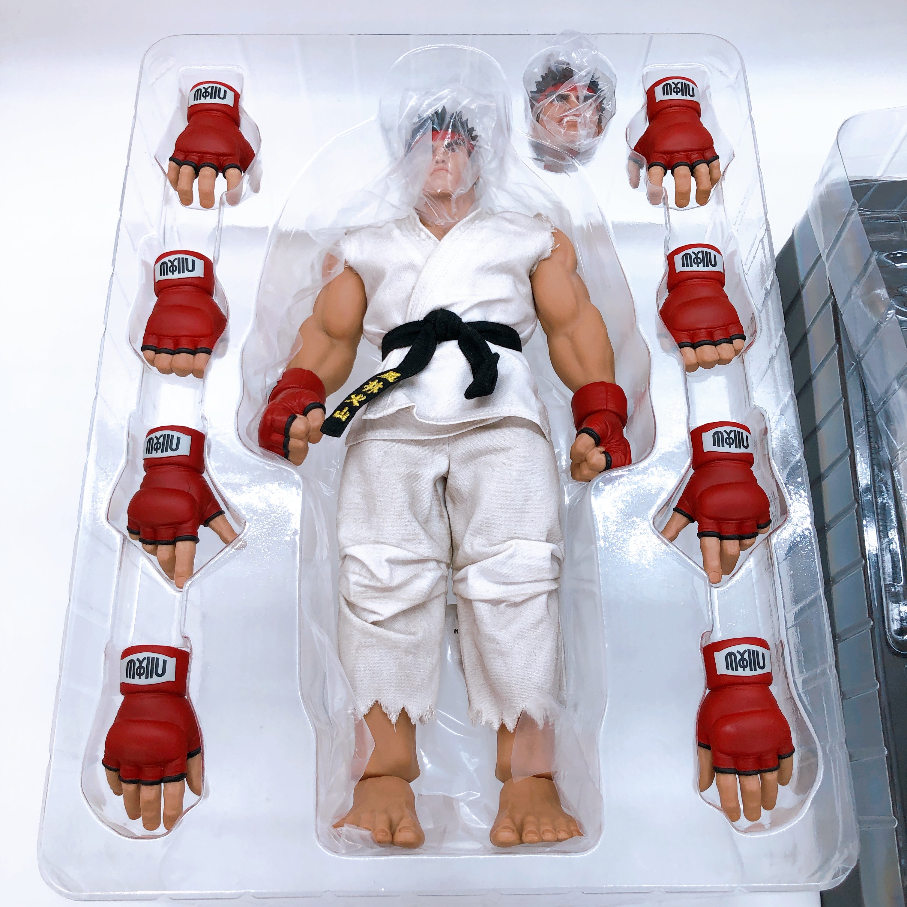 Street Fighter V Ryu 1/6 Scale Figure Champion Edition Iconiq Studio