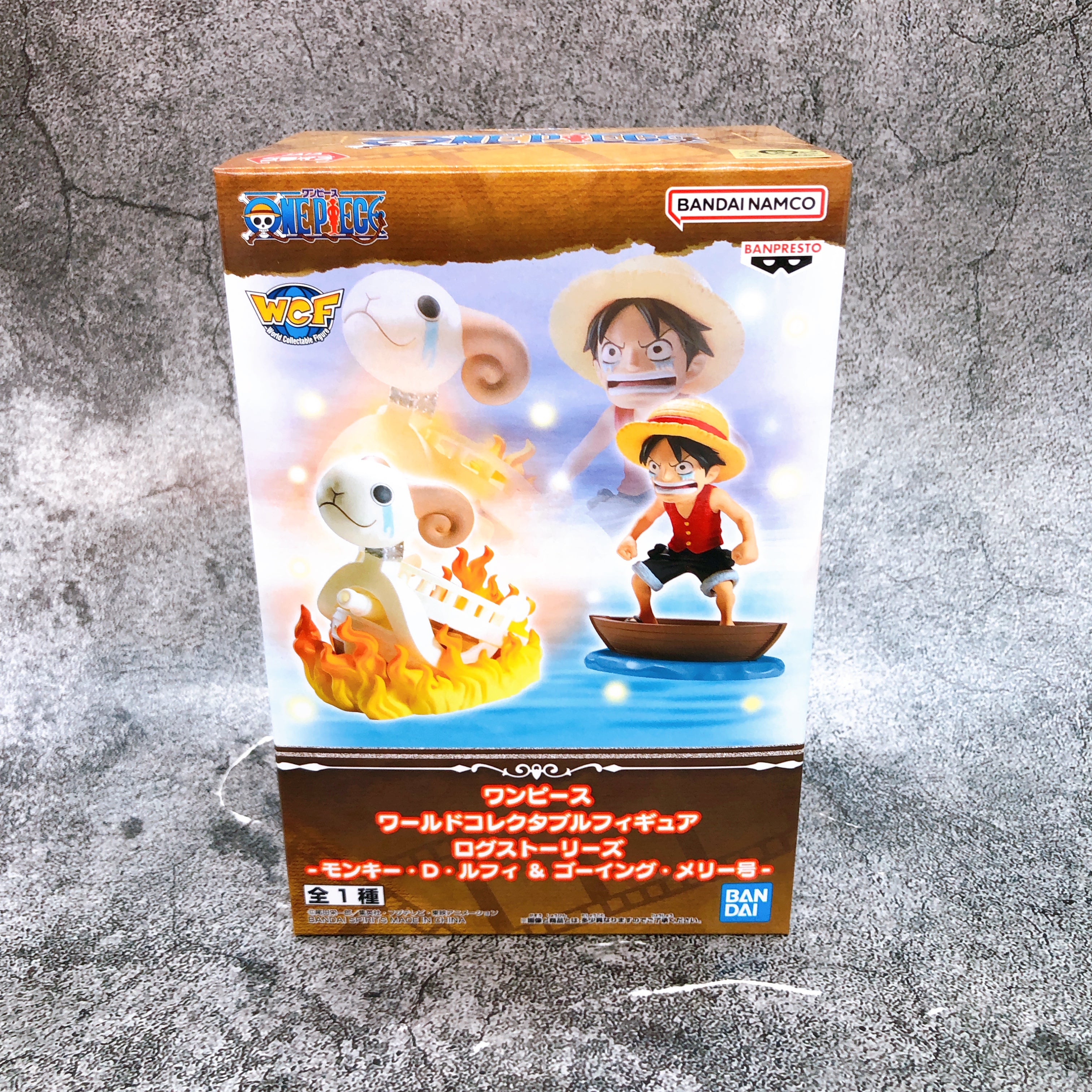 ONE PIECE Monkey D. Luffy & Going Merry World Collectable Figure Log Stories
