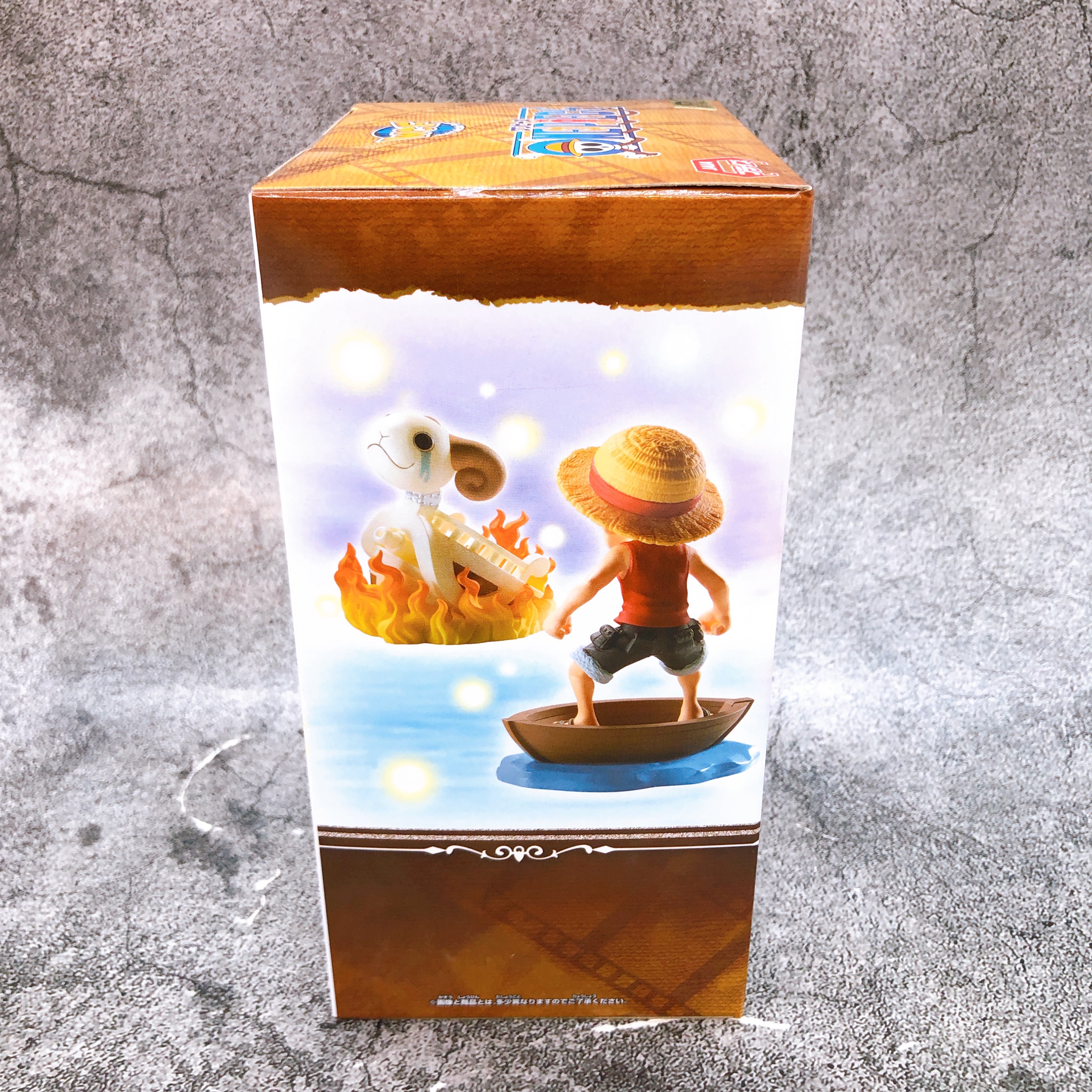 ONE PIECE Monkey D. Luffy & Going Merry World Collectable Figure Log Stories