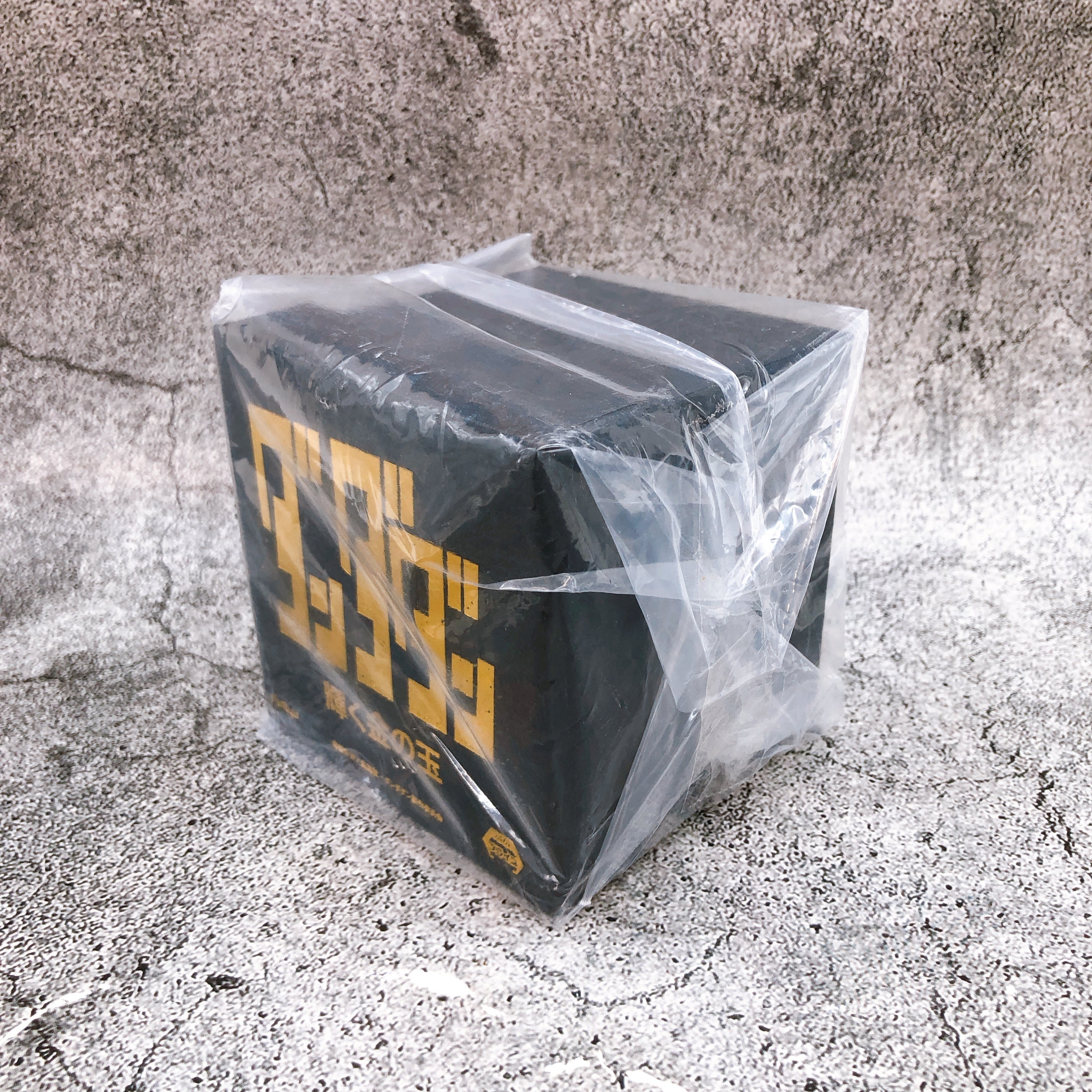 Dandadan Shiny golden ball Figure Furyu Japan FASTSHIP