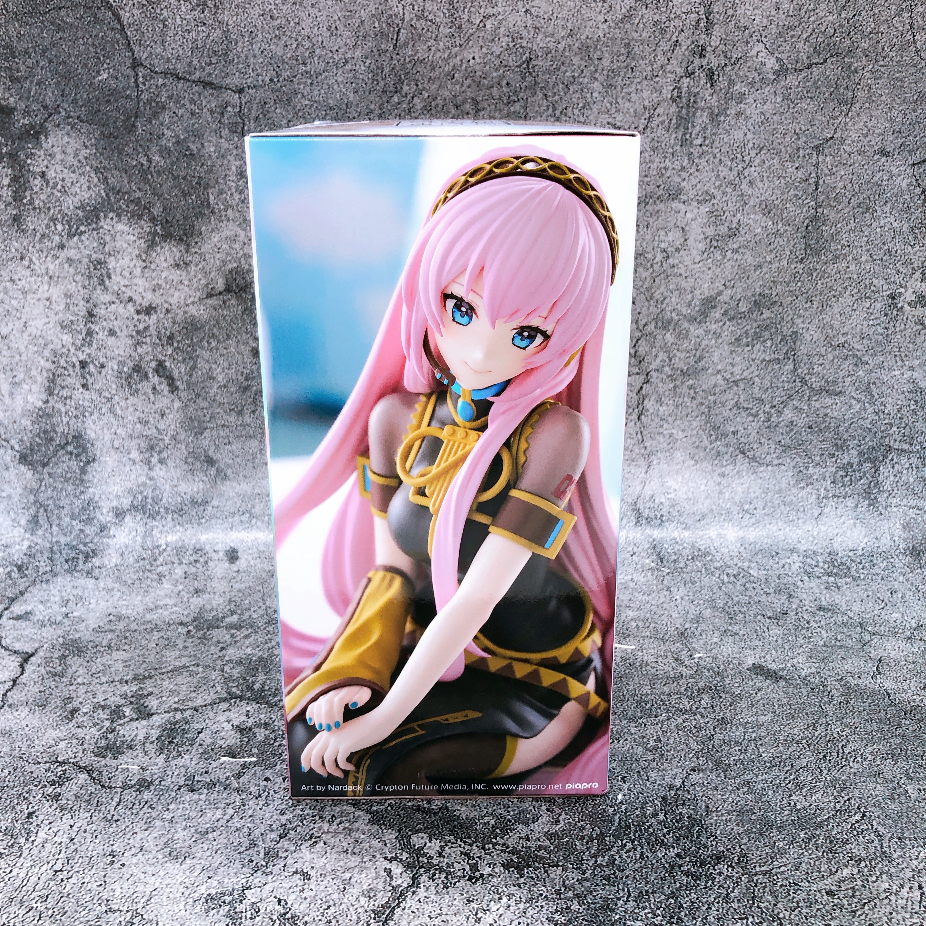 Hatsune Miku Series Megurine Luka Noodle Stopper Figure FuRyu FASTSHIP Sealed