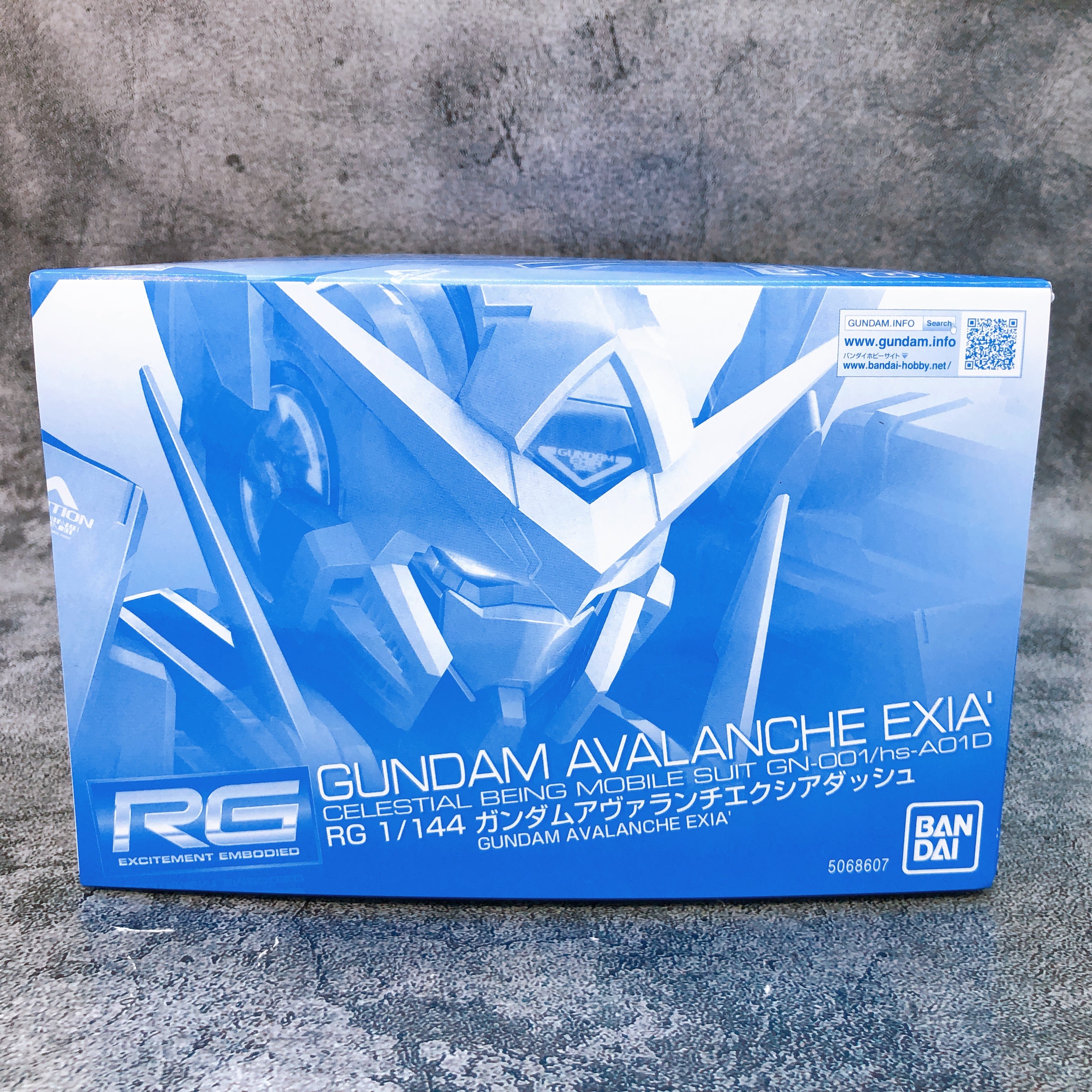 RG 1/144 Gundam Avalanche Exia Dash Gundam 00 Model Kit Premium Bandai Japan NEW